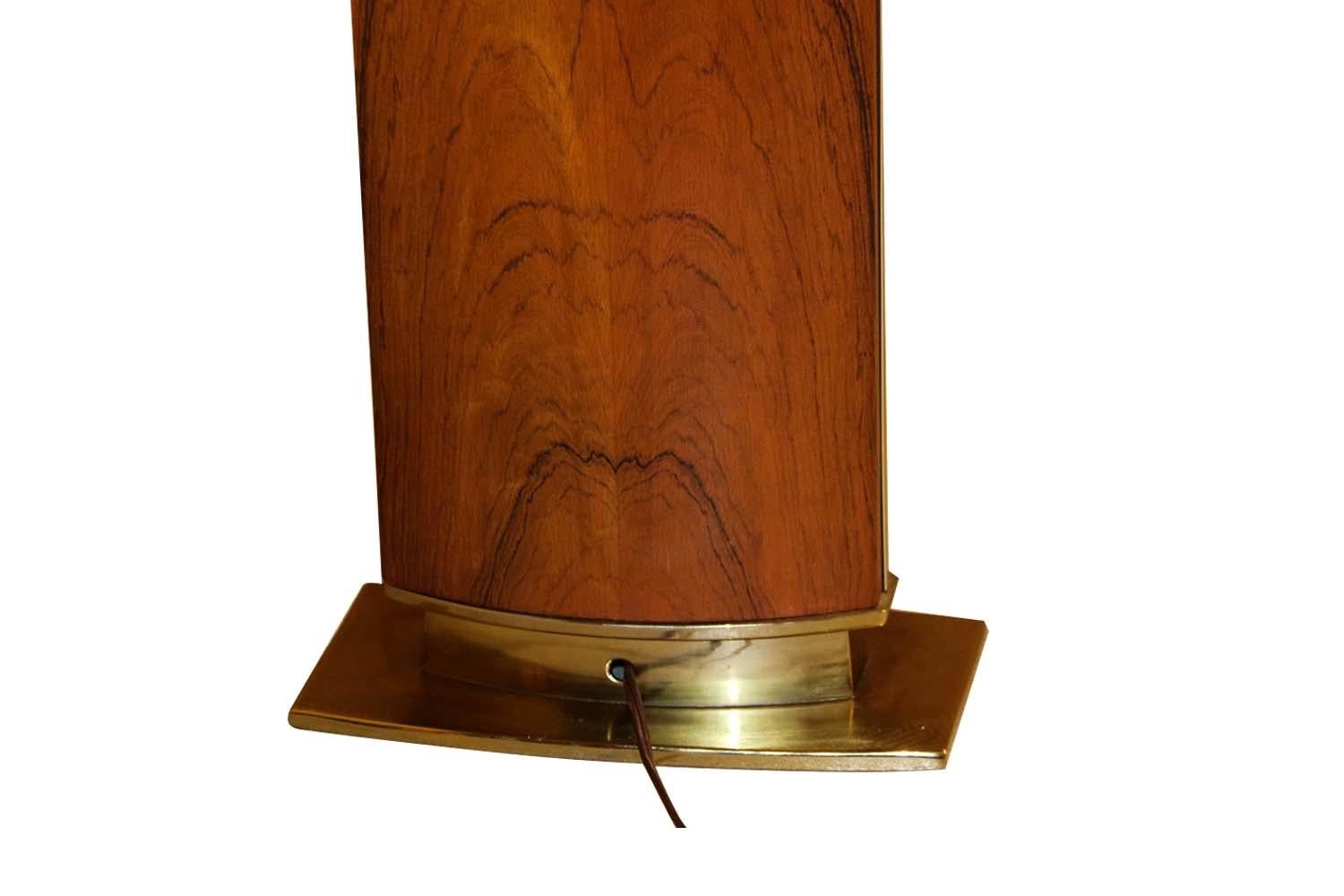 Large Laurel Rosewood Solid Brass Table Lamp For Sale 3
