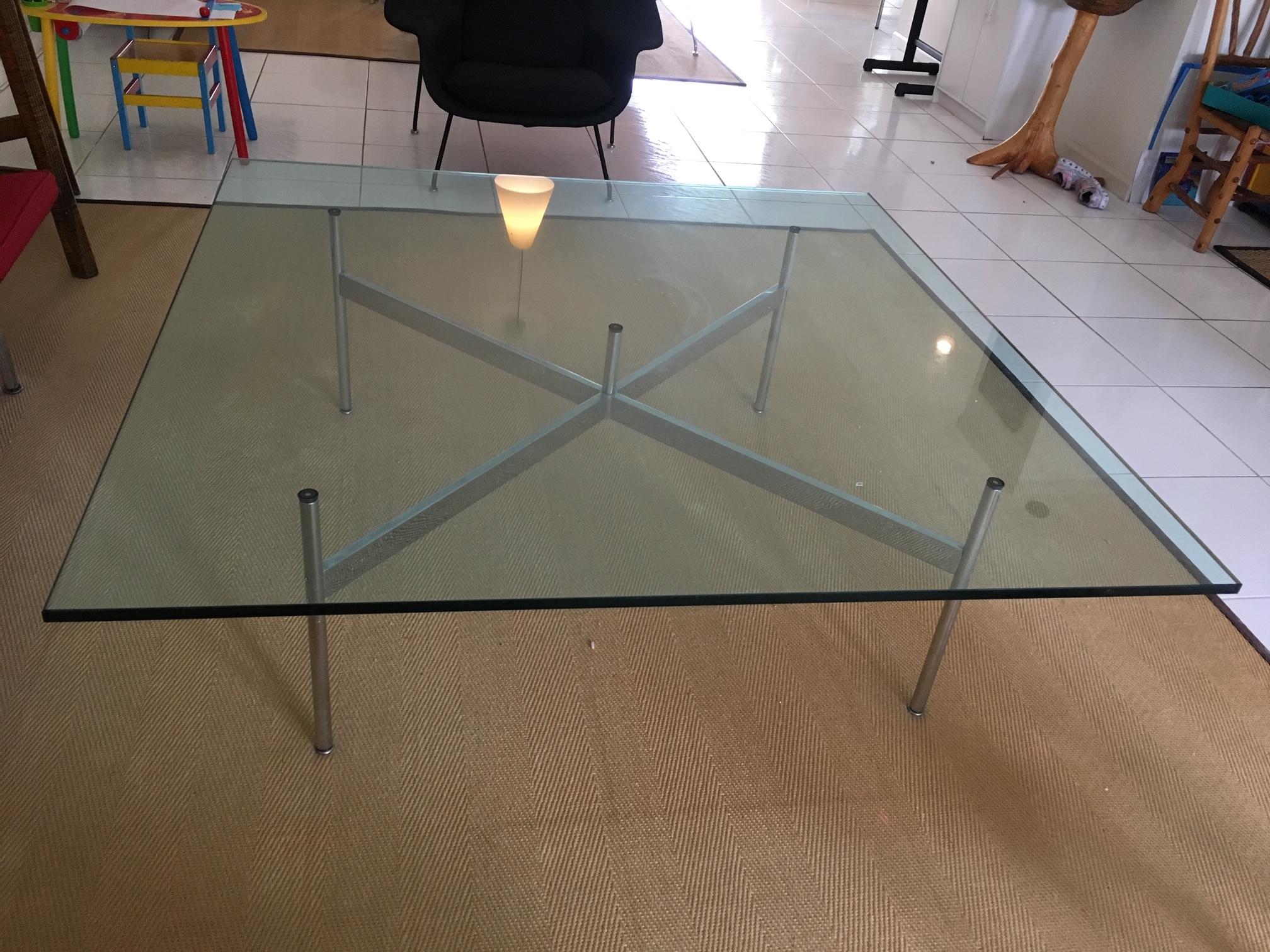 Designed by Katavolos, Littell and Kelley.
Similar to the 24-G coffee table (as shown in the 1960 catalog)
This table from the Architectural Research Group is a massive 60