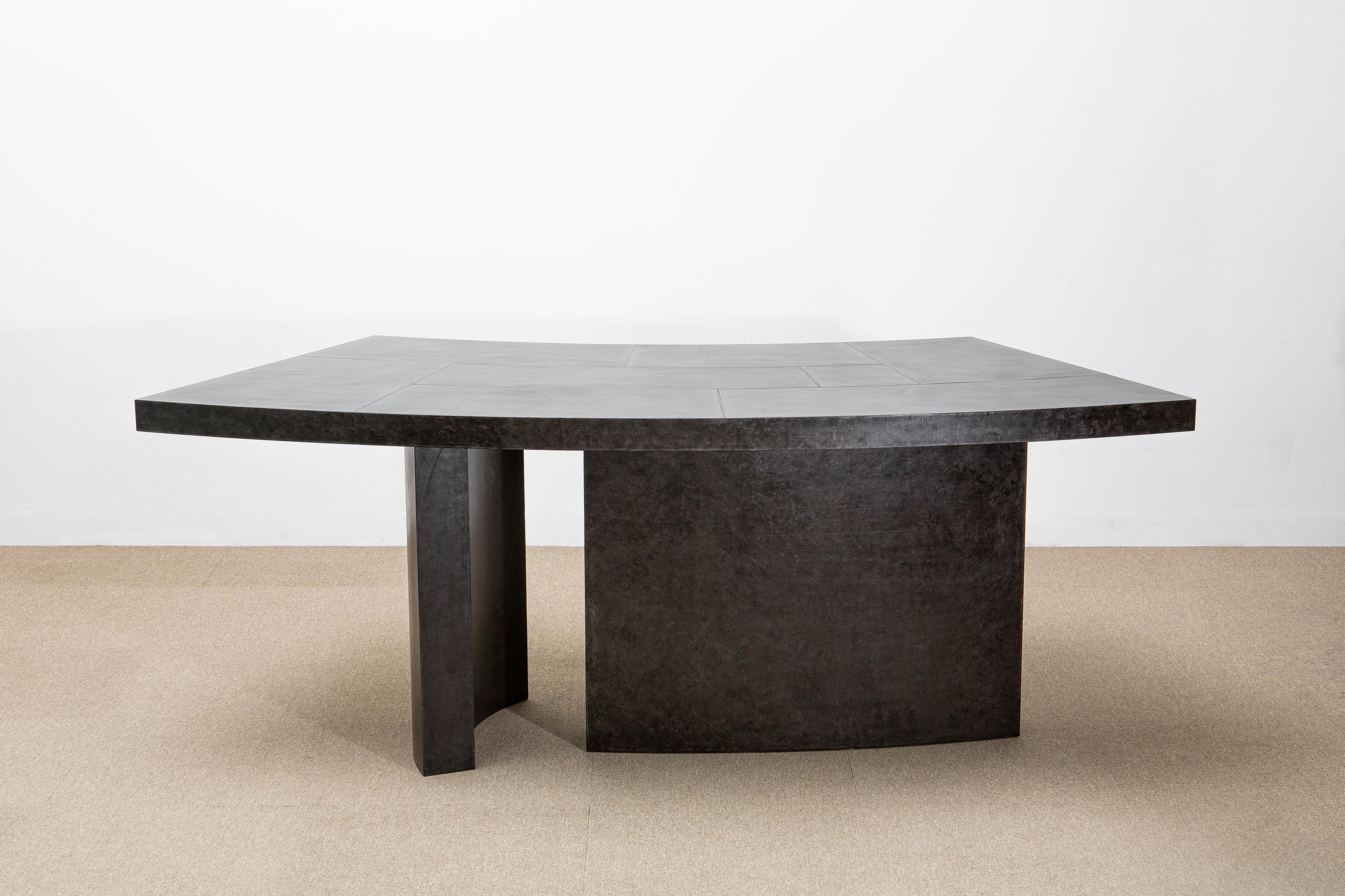 Large Layered Parkerized Steel Desk by Hyungshin Hwang In New Condition For Sale In Geneve, CH
