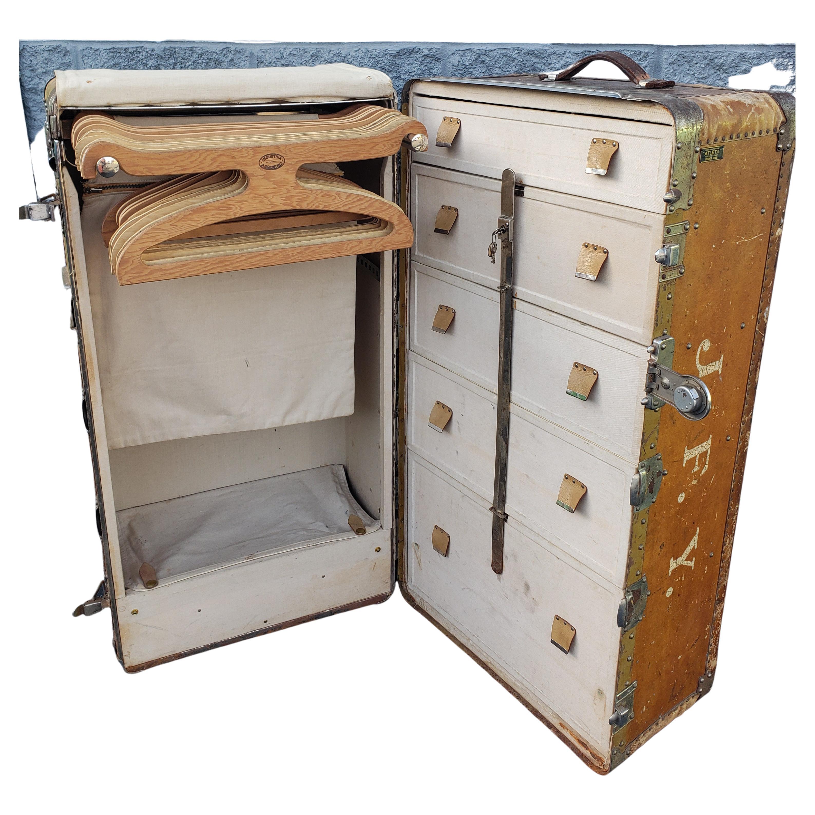 20th Century Large Leather and Metal Full Closet Steamer Trunk, circa 1930s For Sale
