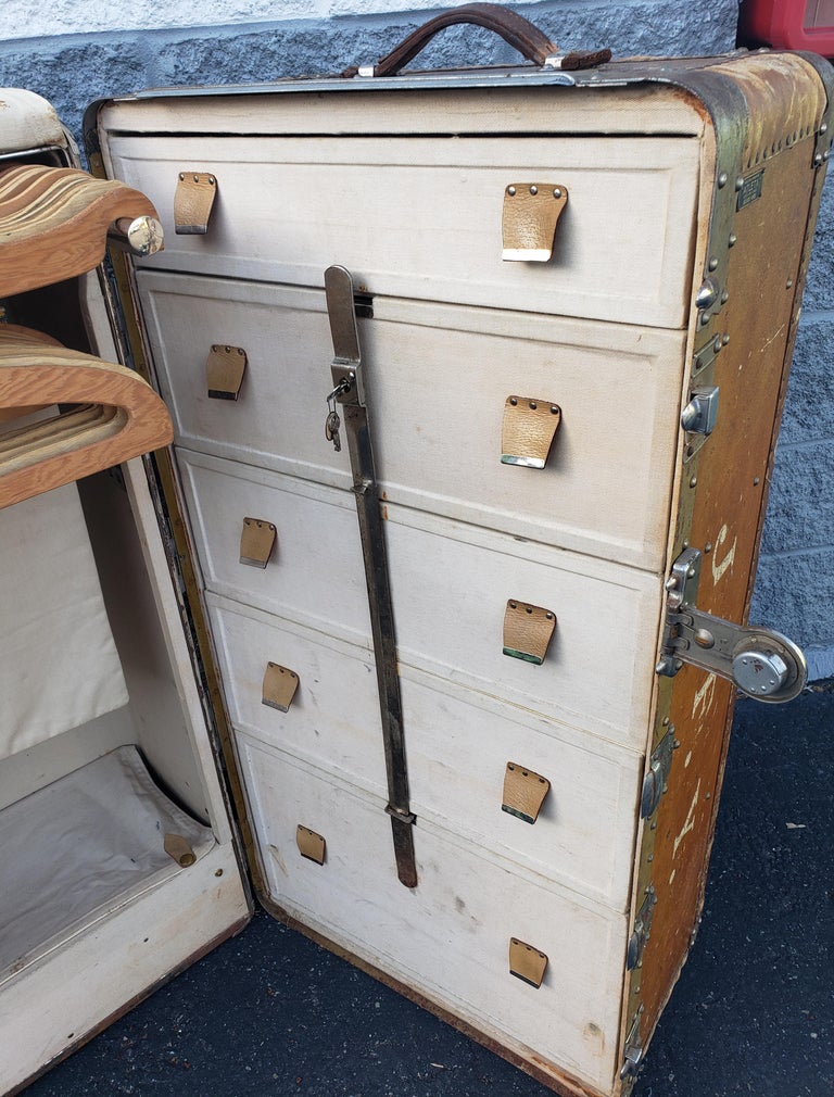 Large Leather and Metal Full Closet Steamer Trunk, circa 1930s For Sale 5