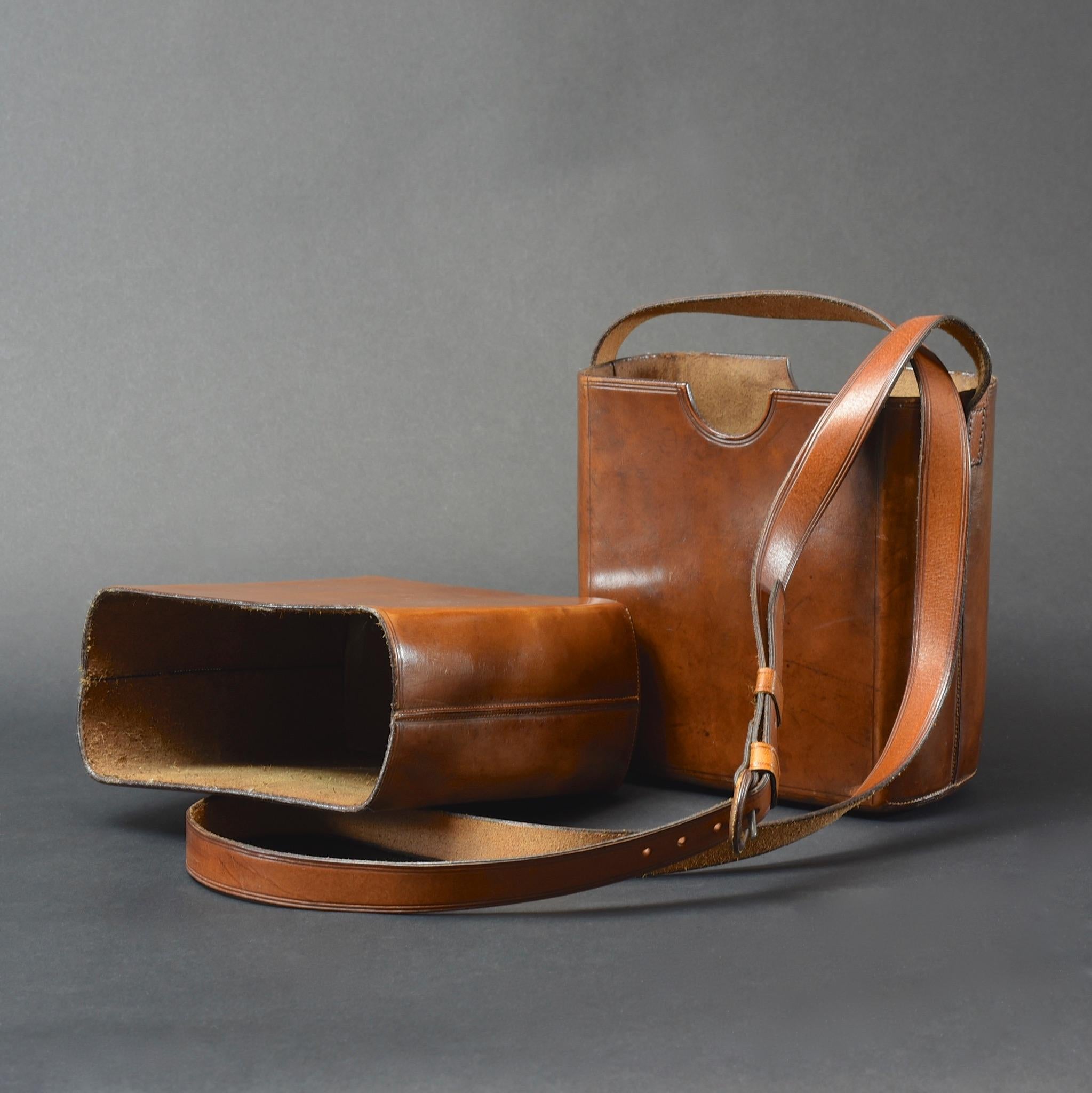 Large Leather Cigar Case with Shoulder Strap, circa 1900 For Sale 1
