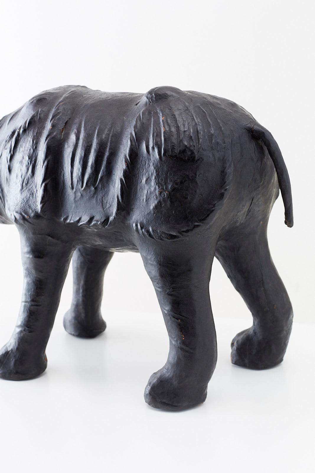 Verre Grande sculpture ou repose-pieds Rhino recouvert de cuir en vente