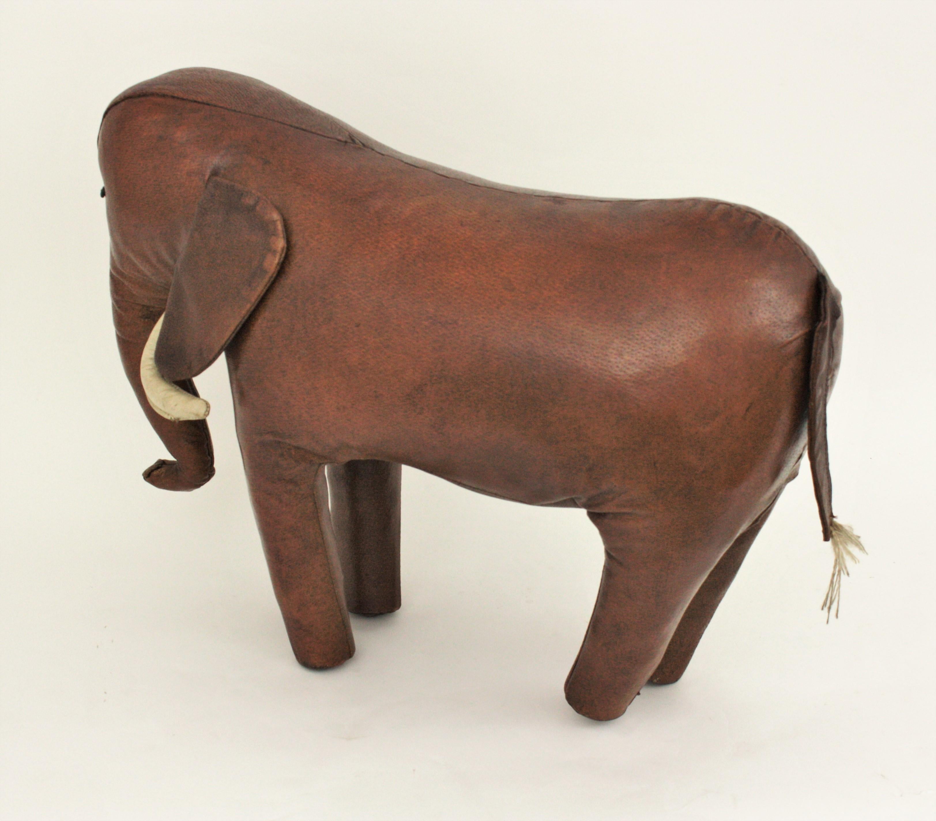 Elephant Large Stool by Dimitri Omersa for Abercrombie in brown leather, 1960s 3