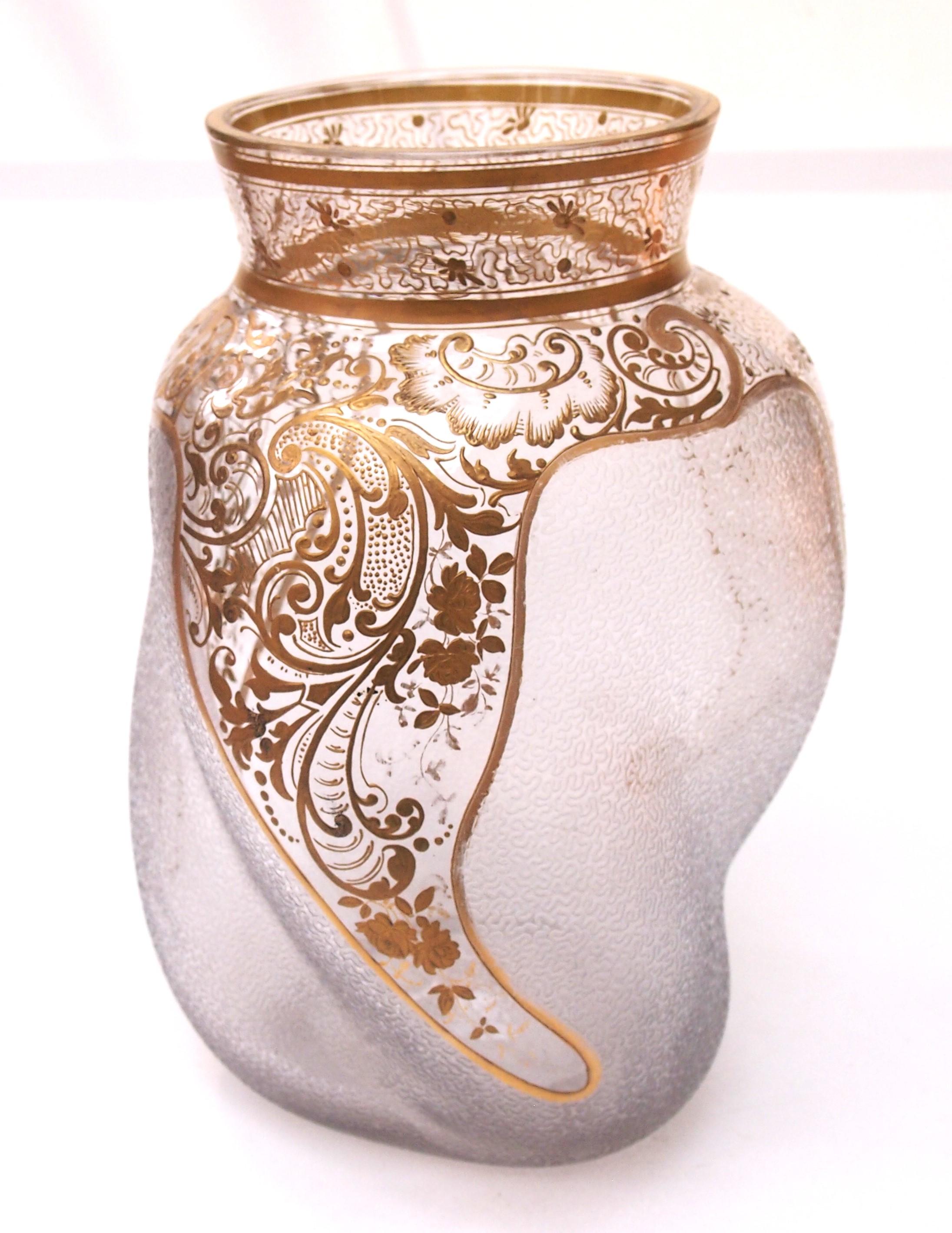 Neorococò Grande vaso rococò revival Legras finemente inciso e dorato, 1900 ca. in vendita