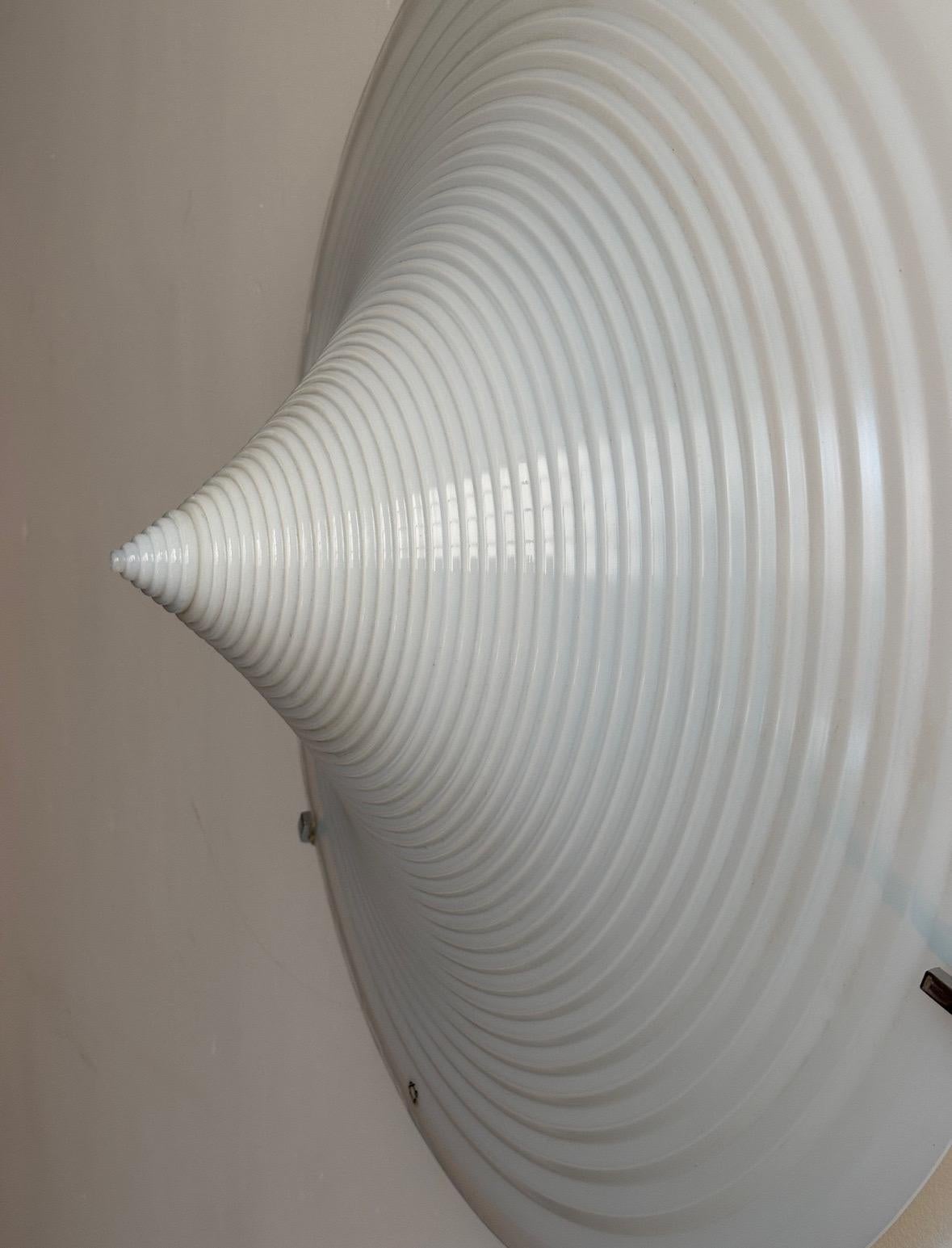 Gran aplique/plafón de cristal sombreado Leucos, años 60 en venta 6