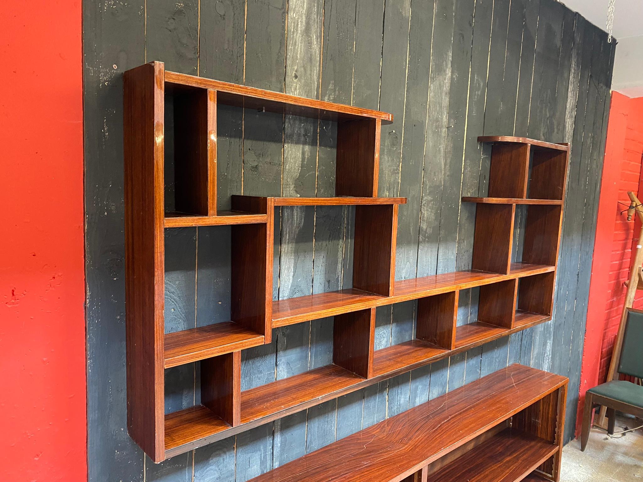 Large Library in Walnut Veneer and Brass circa 1960 For Sale 2