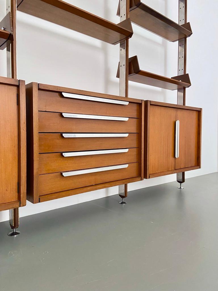 Métal Grande bibliothèque /diviseur de pièce en teck et métal, Italie, années 1960