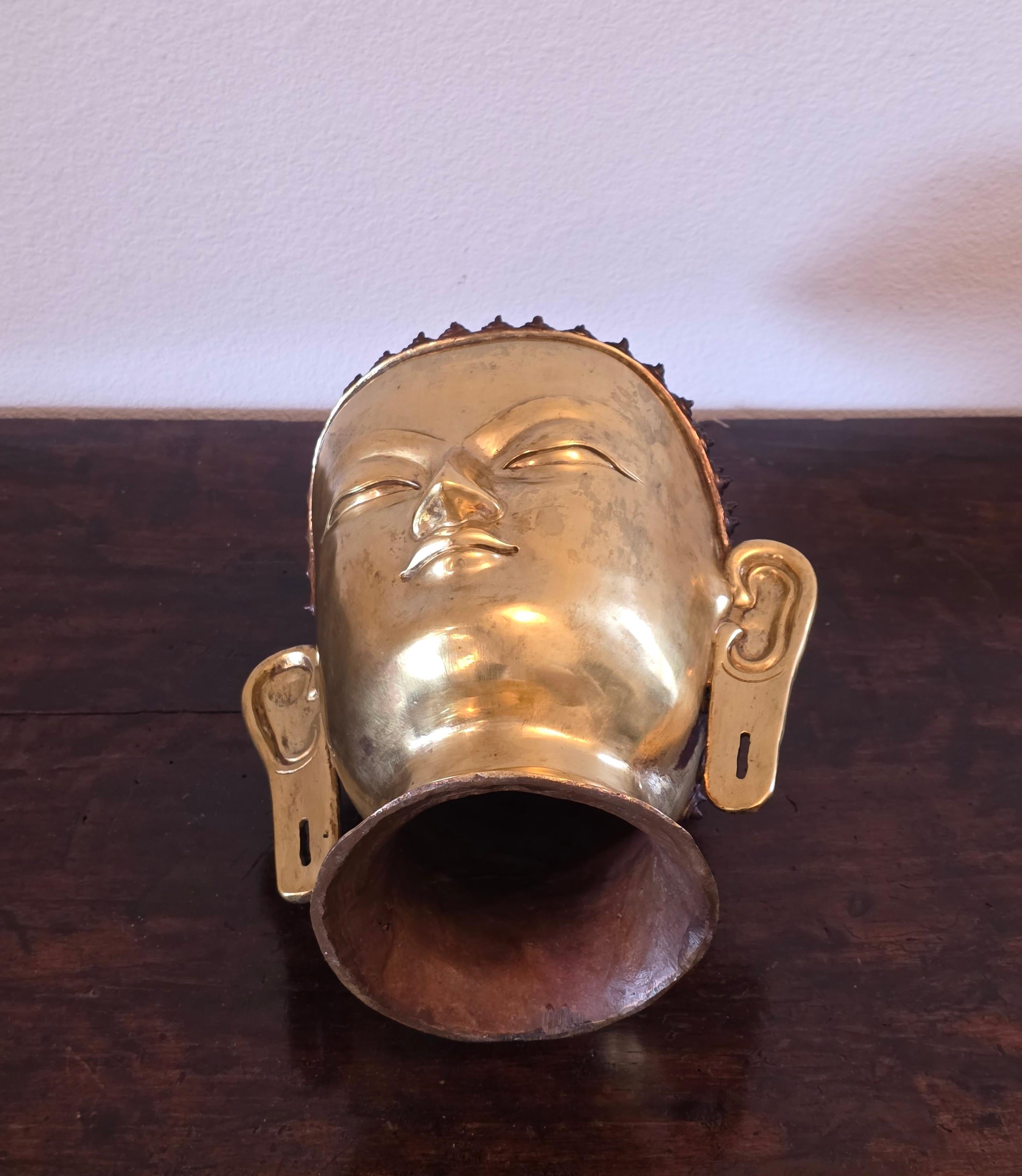 Grande statua a grandezza naturale della testa di Buddha in ottone patinato e dorato dell'Asia meridionale del Nepal in vendita 6