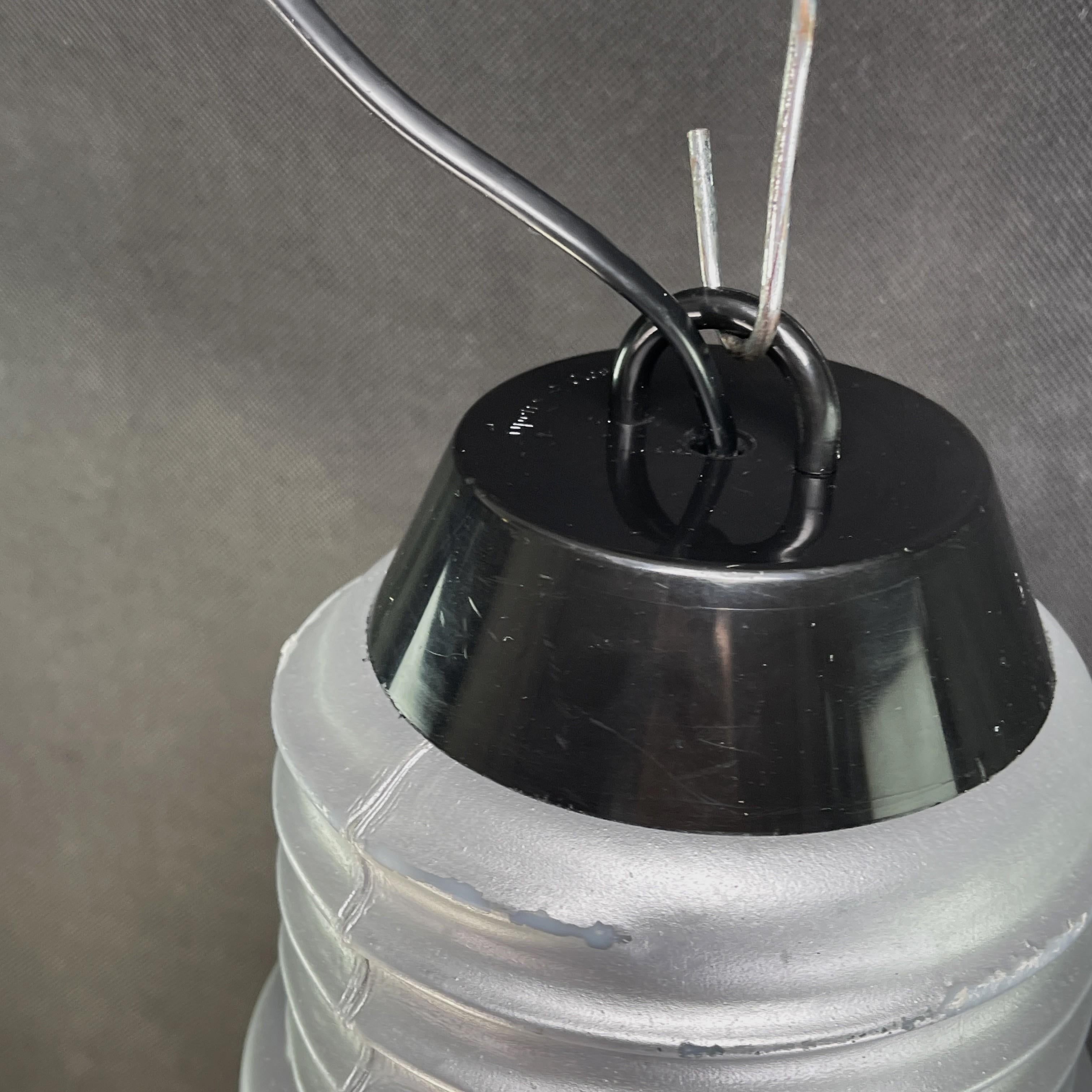 Grande ampoule suspendue Bulb d'Ingo Maurer pour M Design en vente 2