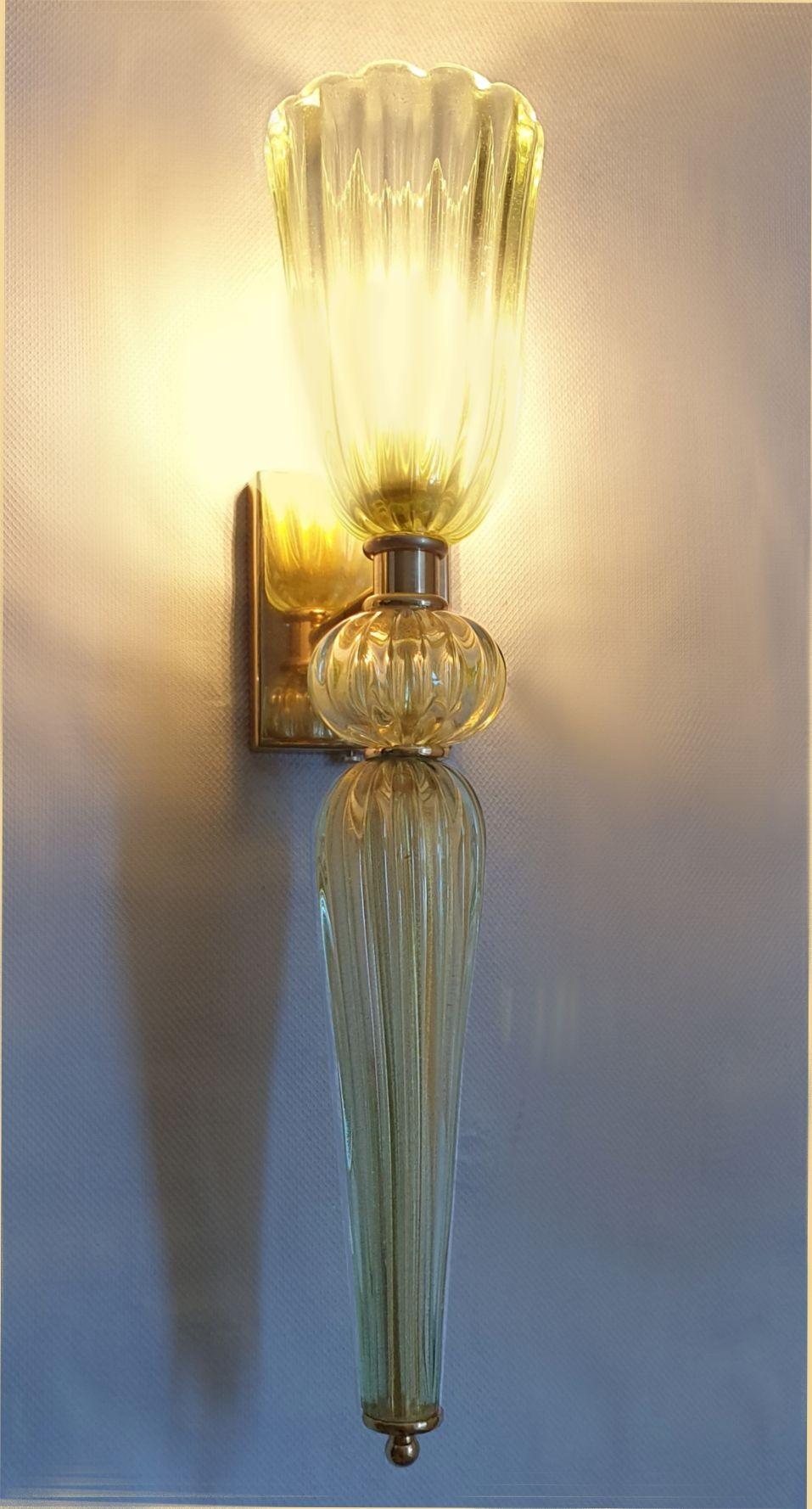 Large Light Green Murano Glass Sconces, Barovier Style, Set of Four In Excellent Condition In Dallas, TX