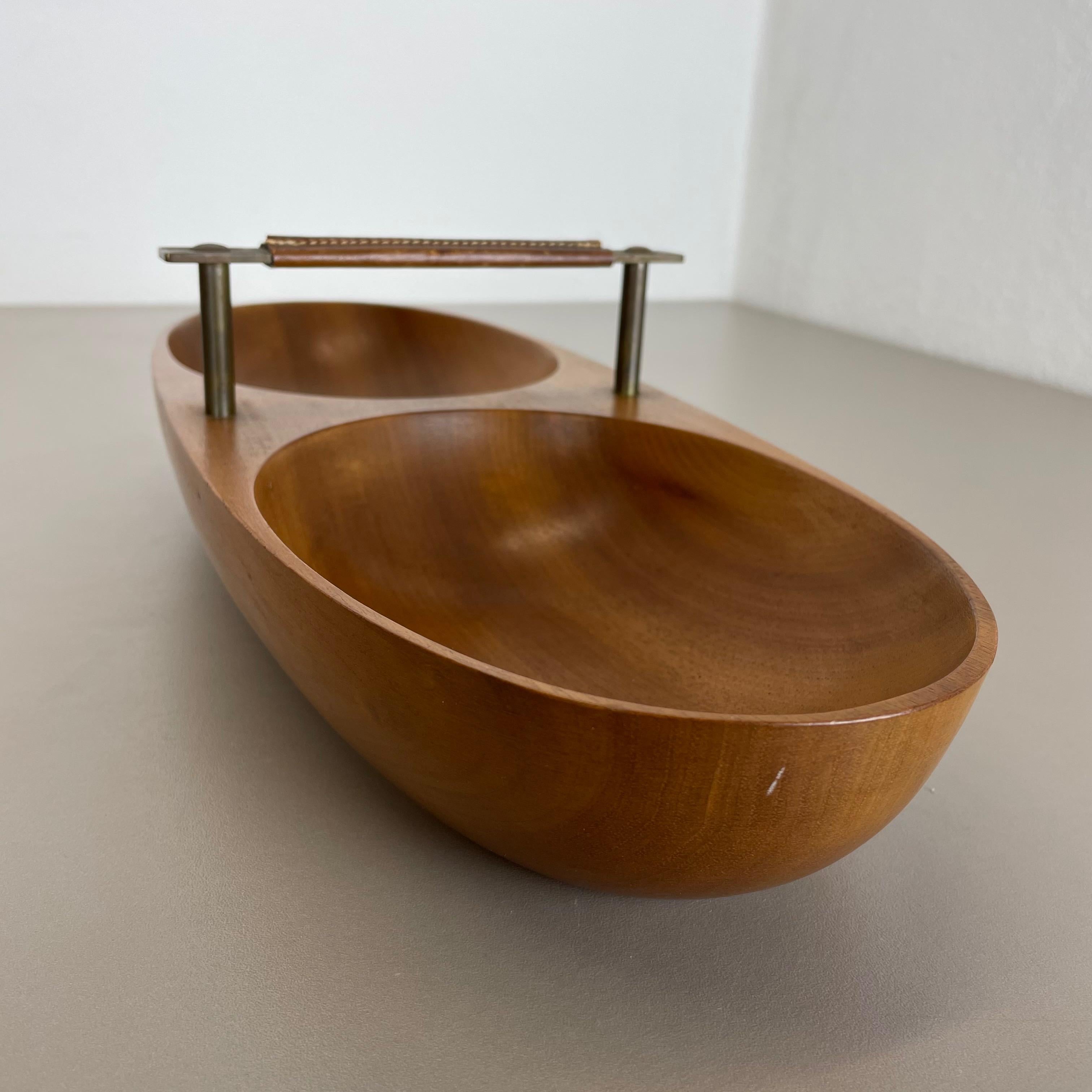Large Light Teak Bowl with Brass and Leather Handle by Carl Auböck Austria, 1950 For Sale 2
