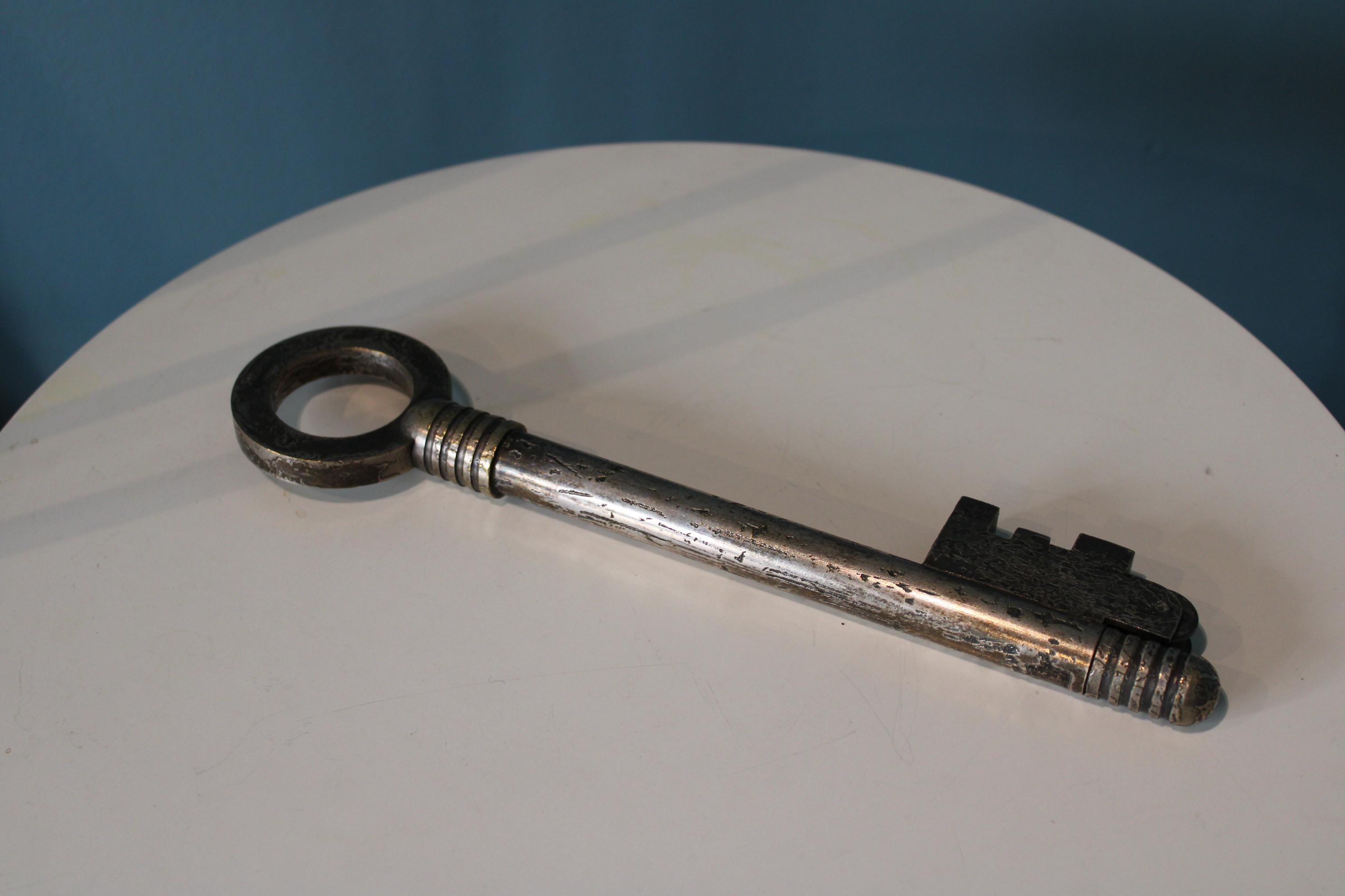 20th Century Large Lighter Key For Sale