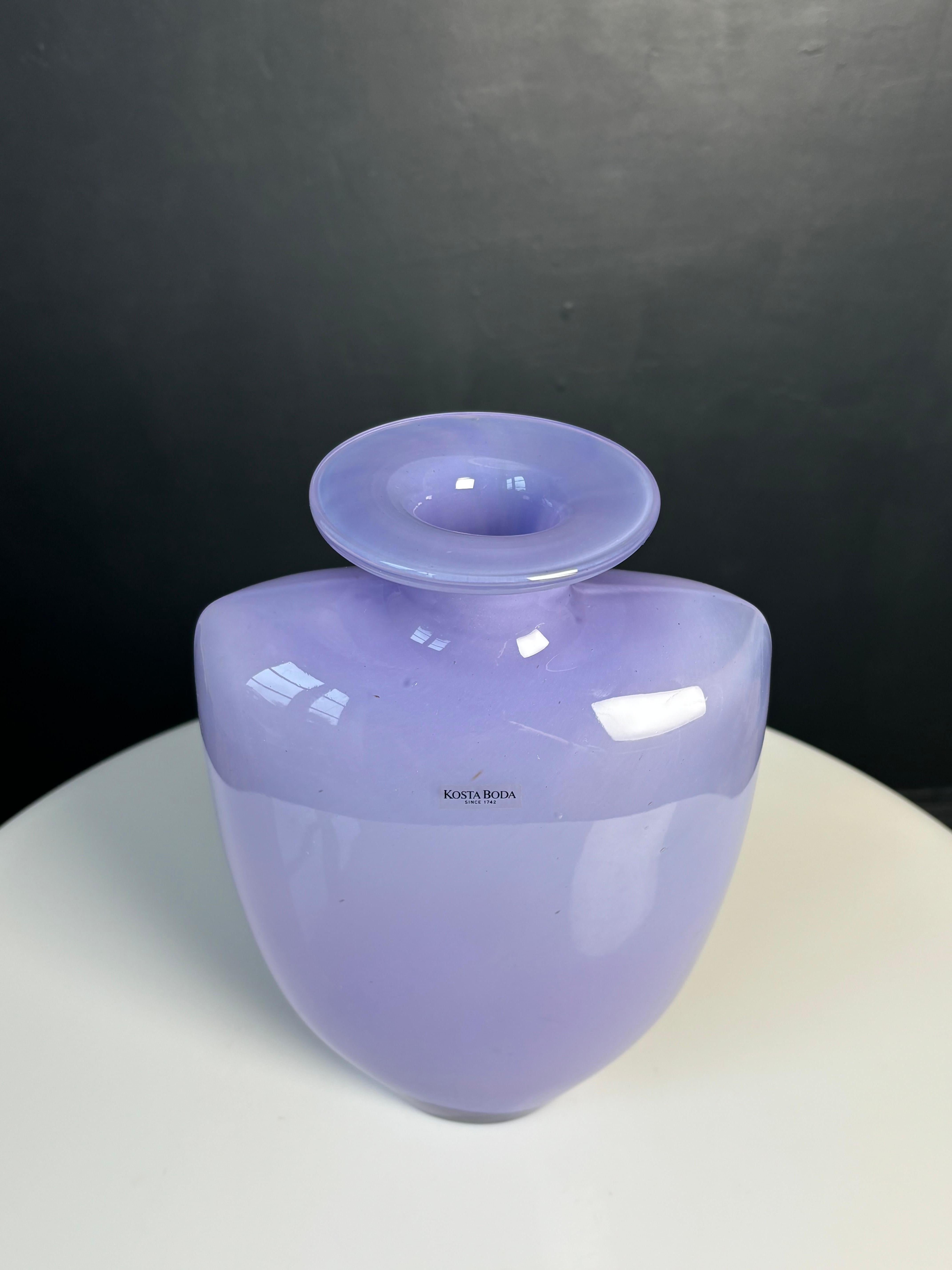 Scandinavian Modern Large Lilac Kosta Boda Art Glass Vase by Kjell Engman, 1980s For Sale