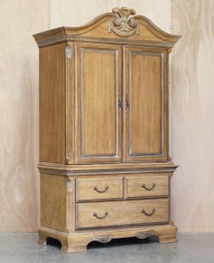 Large Limed Oak Media Cabinet Cupboard Prince Charles Fleur De Lis Feather Crest