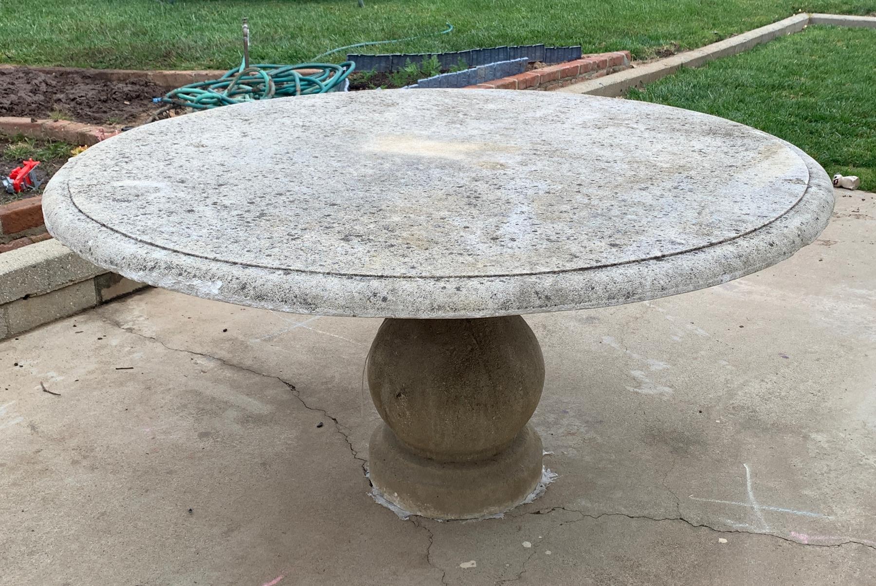 Large Limestone Pedestal Table by Treillage LTD In Good Condition In Los Angeles, CA