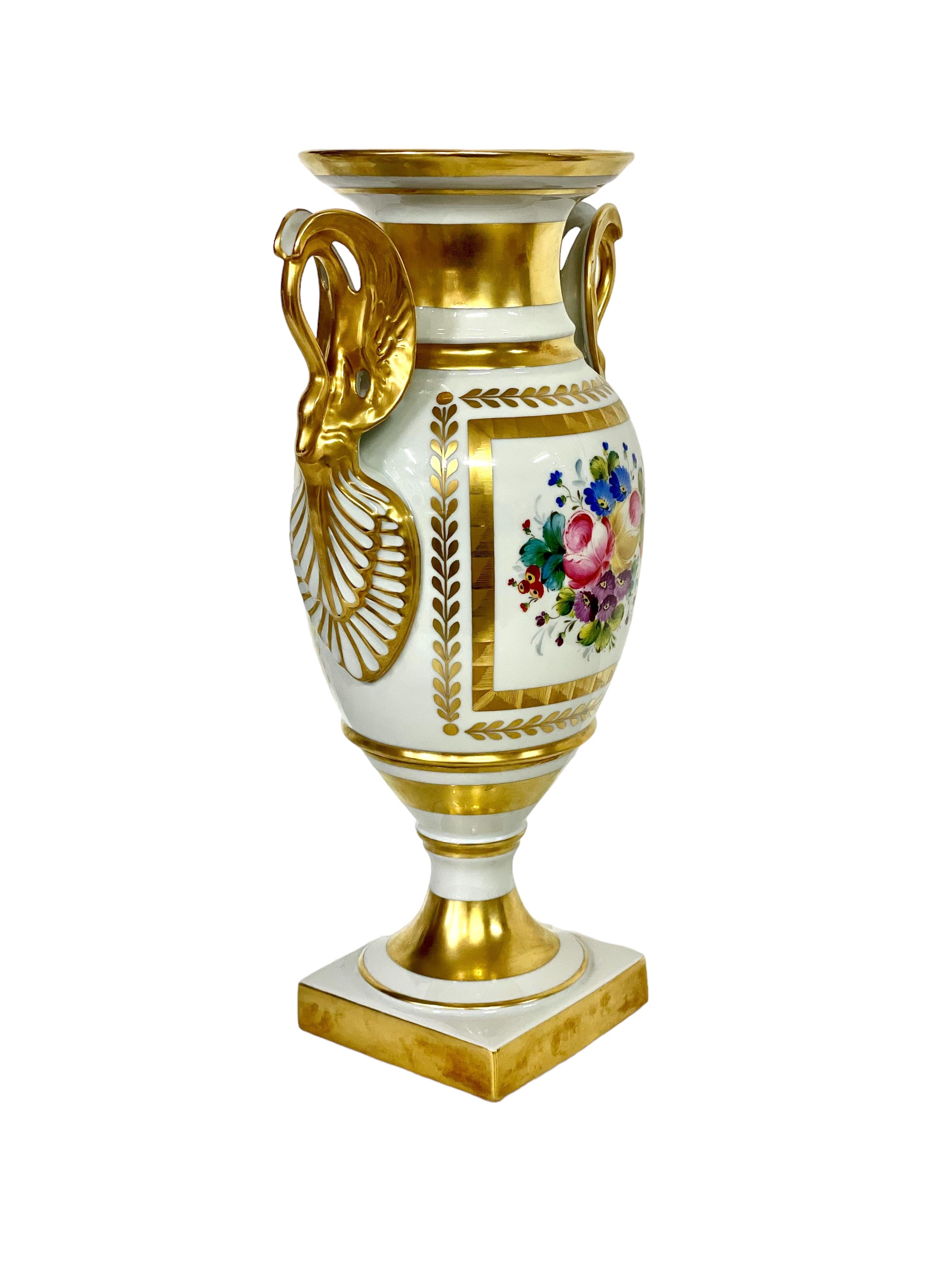 French Limoges Porcelain Gilded Baluster Vase  In Good Condition For Sale In LA CIOTAT, FR