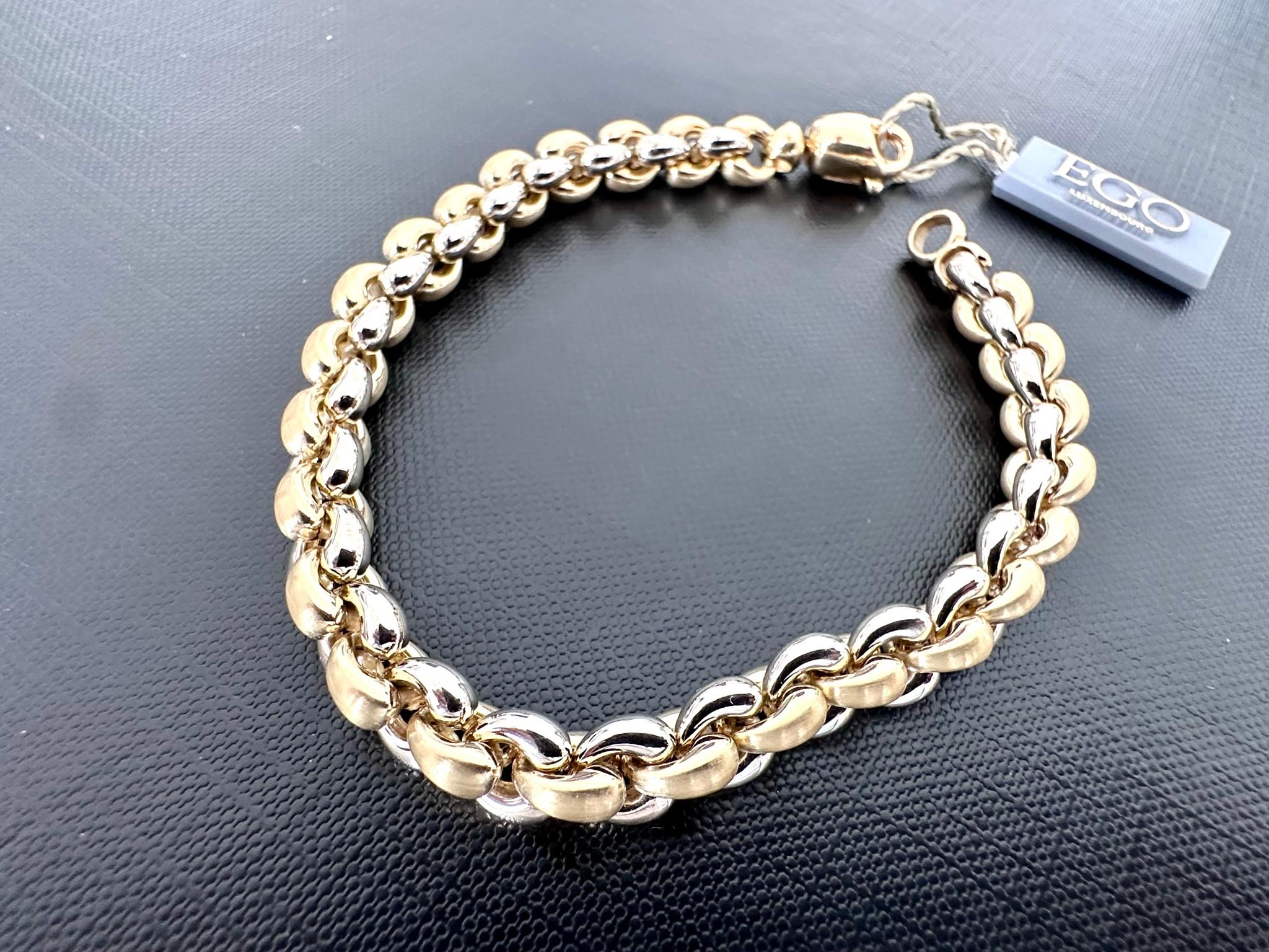 Large Links Bracelet in 18kt Yellow and White Gold For Sale 2