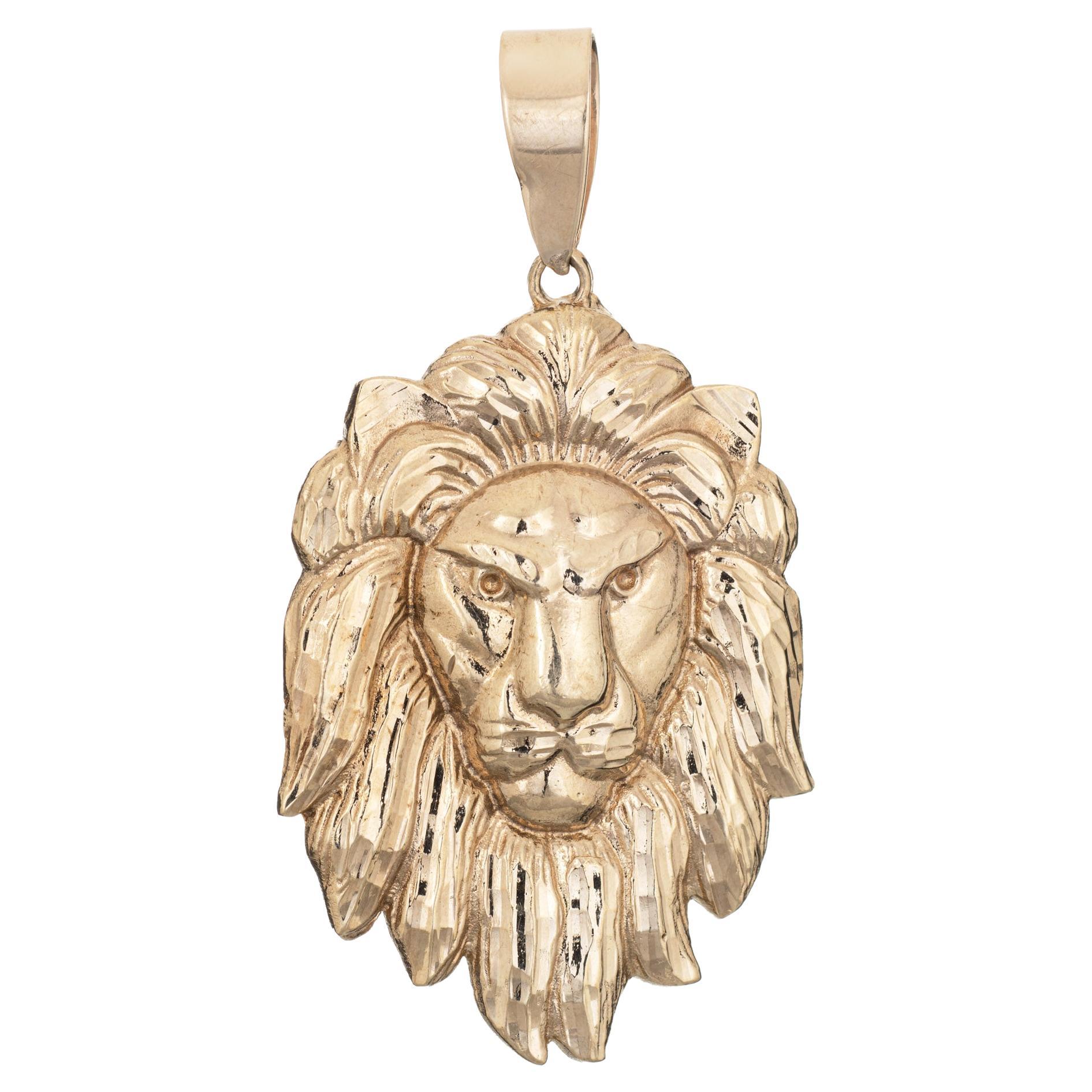 Grand pendentif lion vintage en or jaune 10 carats, bijouterie d'art d'animal en vente