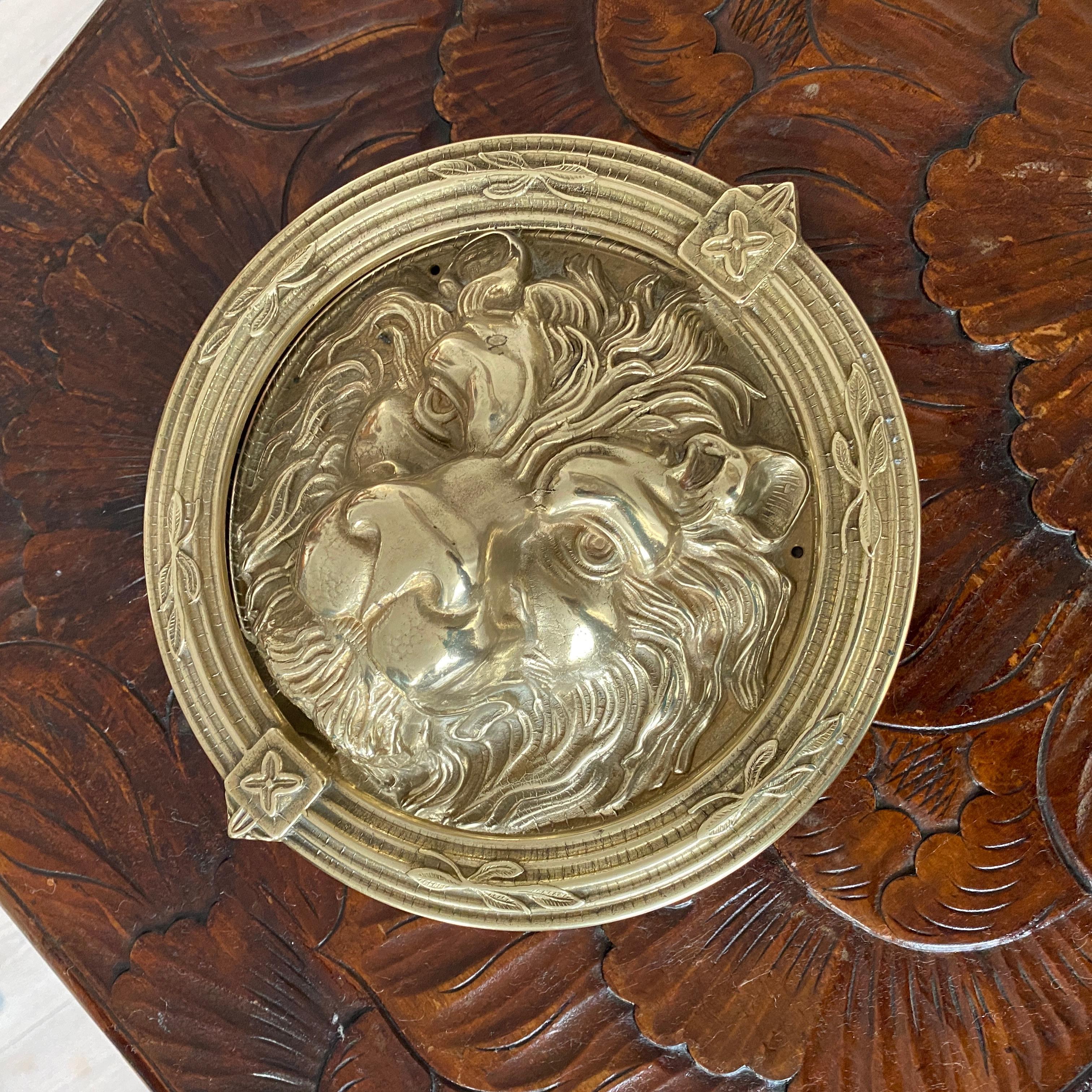 Large Lion's Head Door Knocker In Brass, England 5