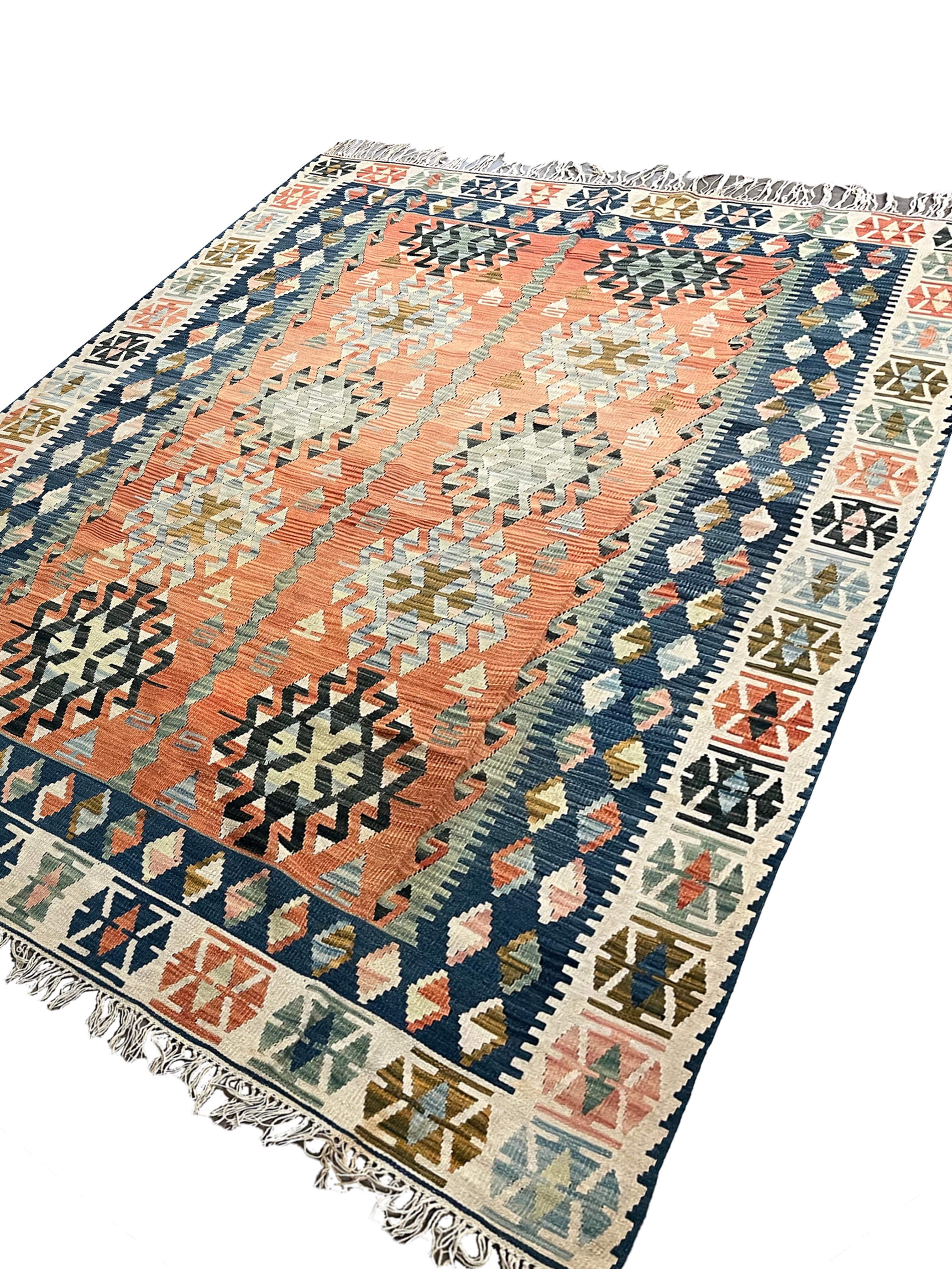 Large Living Room Vintage Kilim Rug, Handmade Geometric Wool Flatweave Carpet For Sale 2