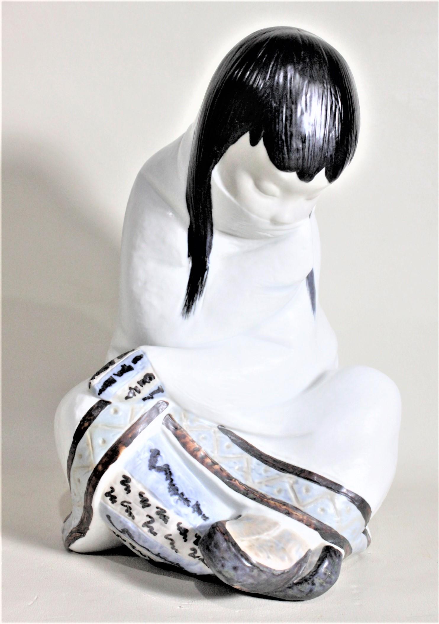 Large Lladro Yupik or Inuit Girl Sitting Cross Legged Figurine or Sculpture In Good Condition For Sale In Hamilton, Ontario