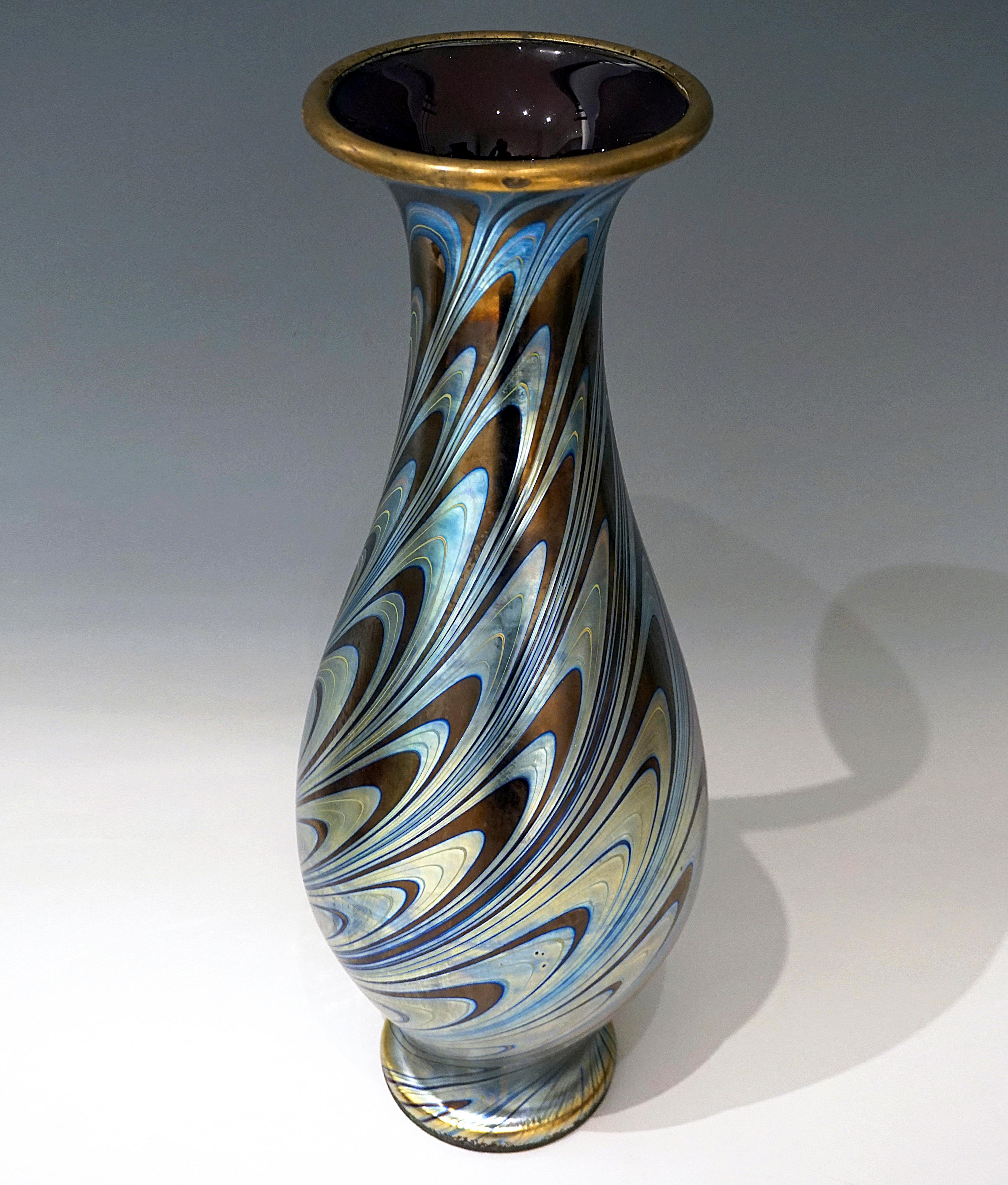 Large Loetz Art Nouveau Vase, Ruby Phenomenon Gre 7624, Austria-Hungary, Ca 1898 In Good Condition For Sale In Vienna, AT