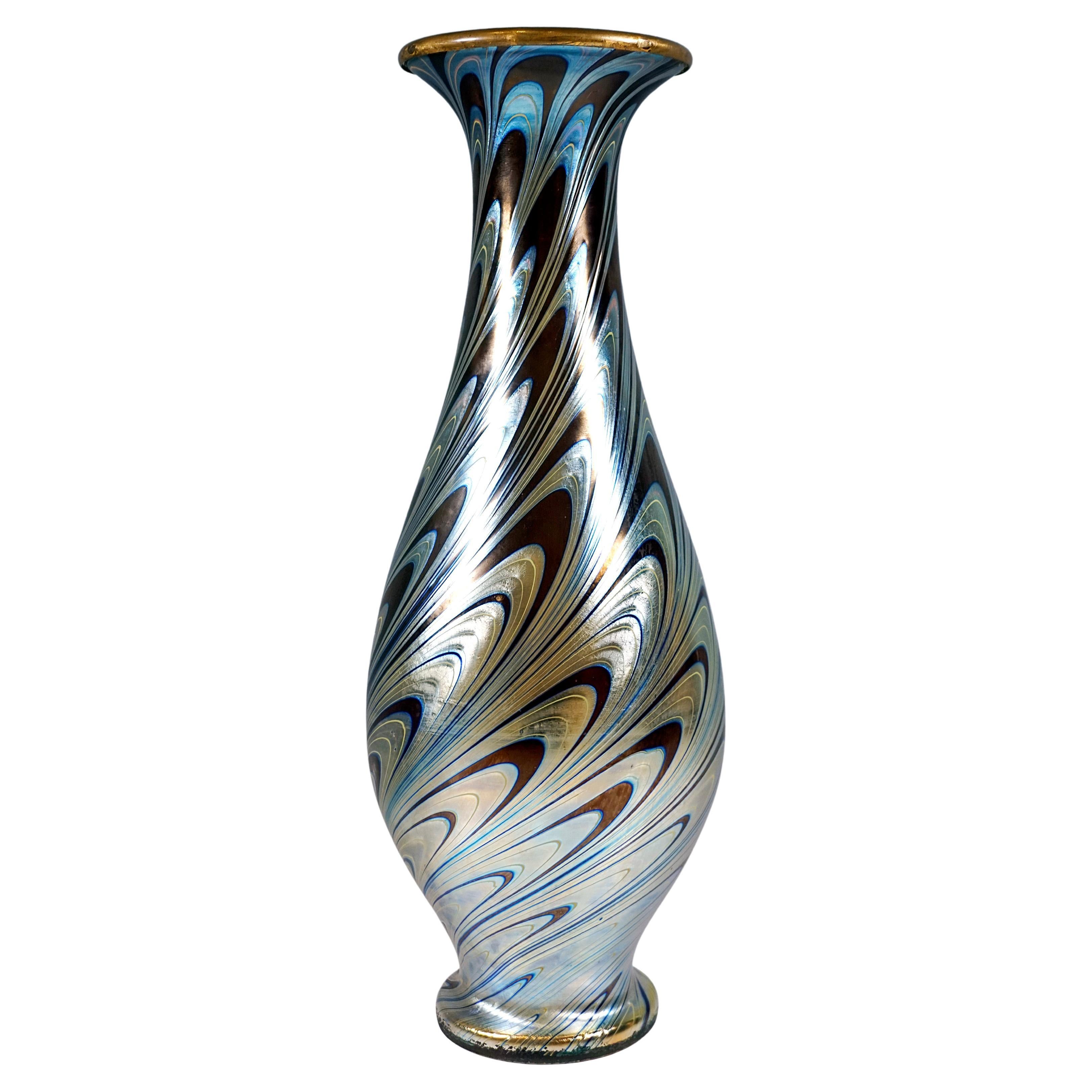Large Loetz Art Nouveau Vase, Ruby Phenomenon Gre 7624, Austria-Hungary, Ca 1898 For Sale