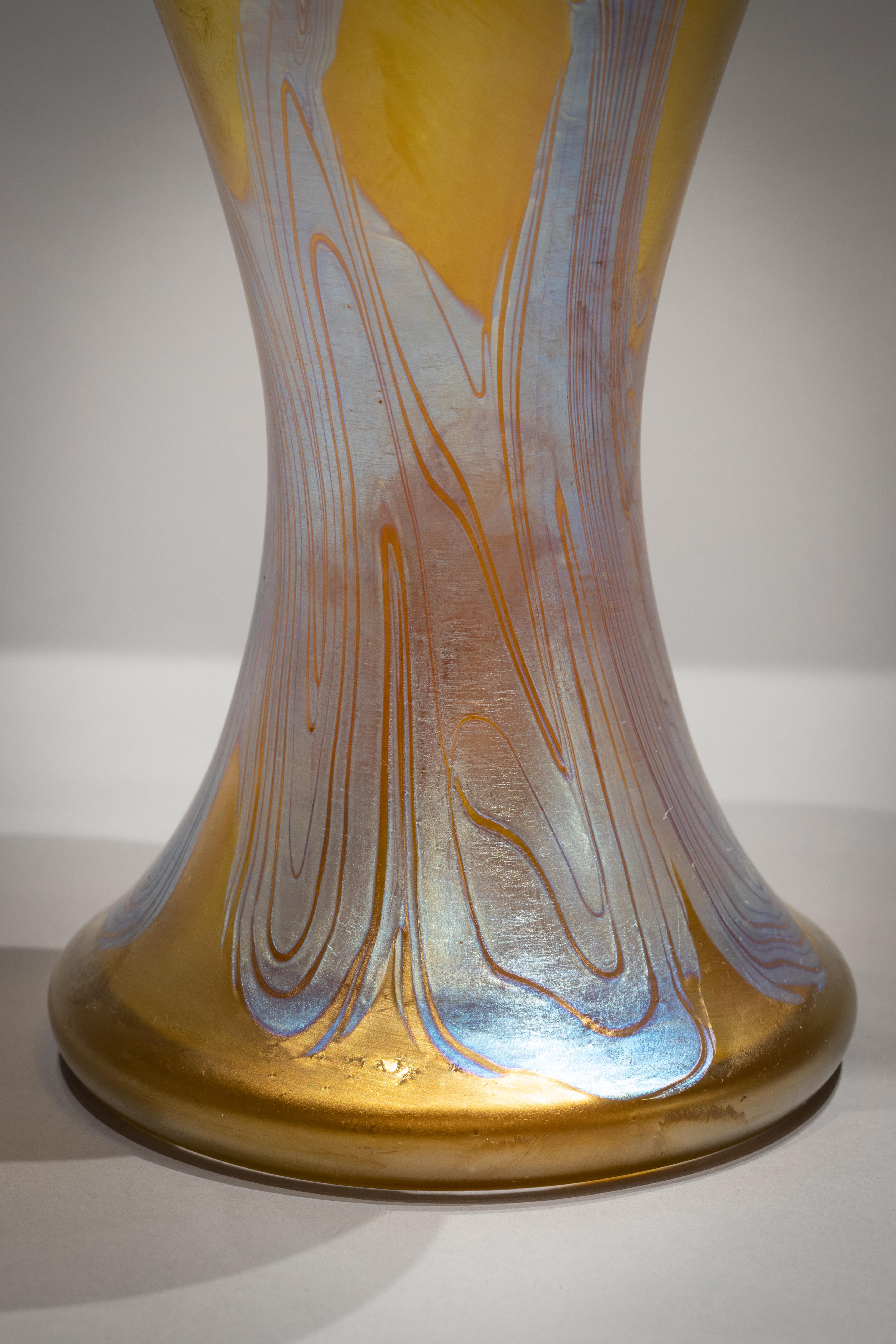 Large Loetz glass vase, circa 1900.