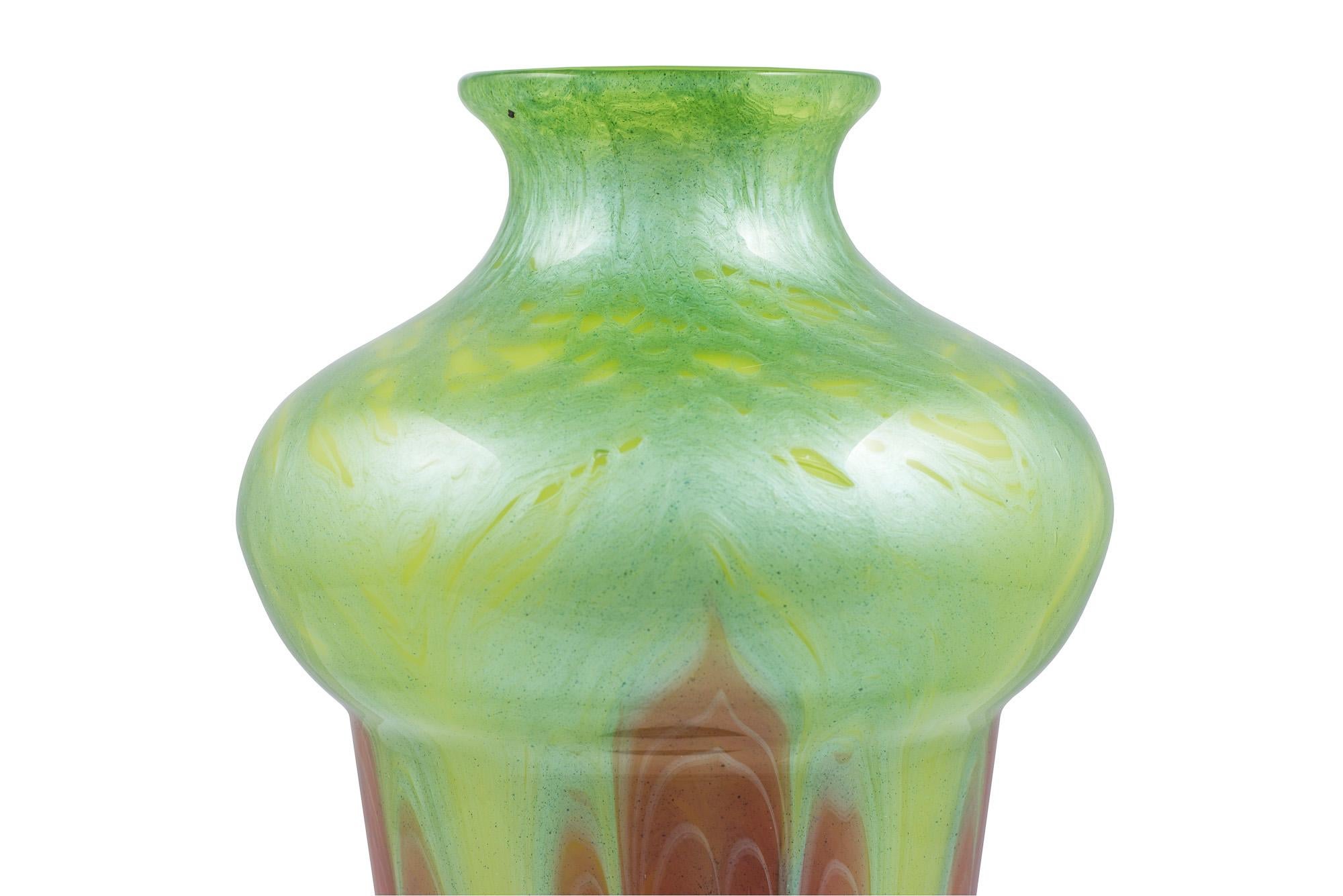 Large Loetz Vase Titania Gre6388, circa 1909 Rare Decor 