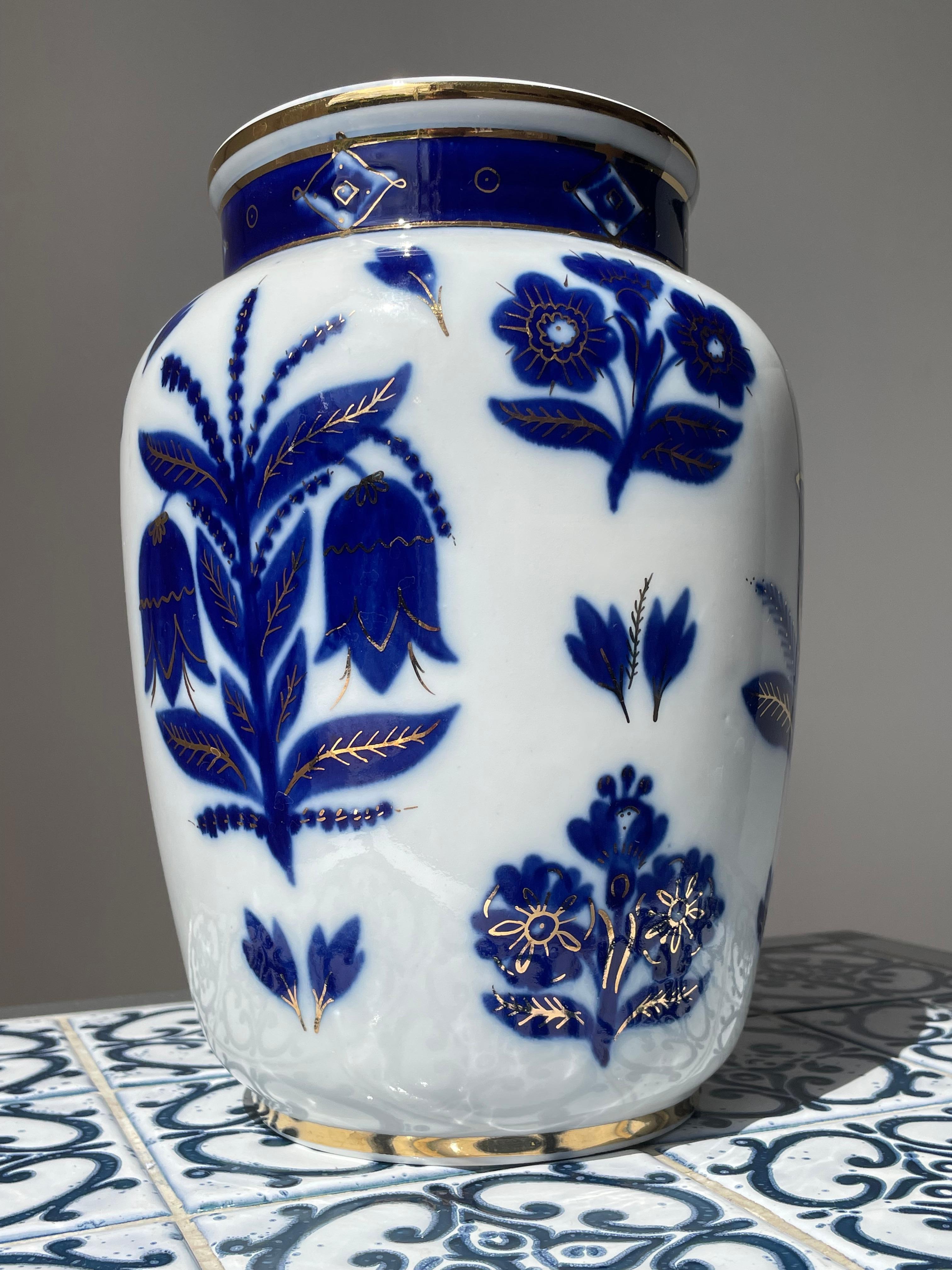 20th Century Large Lomonosov 22K Gold, Blue, White Porcelain Vase, USSR, 1950s For Sale