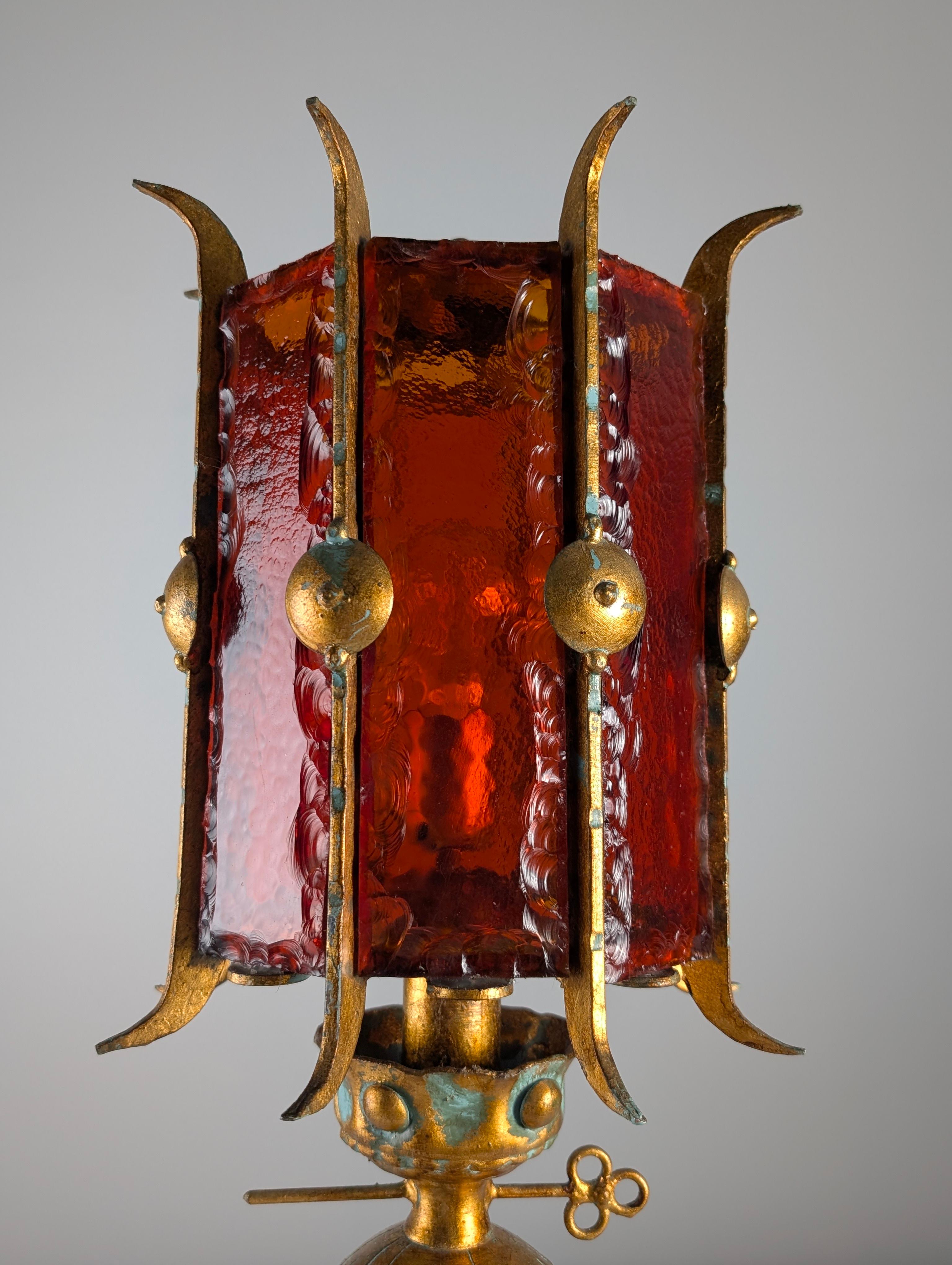 Gothic Revival Large Longobard Gilded Metal and Red Hammered Glass Table Lamp For Sale