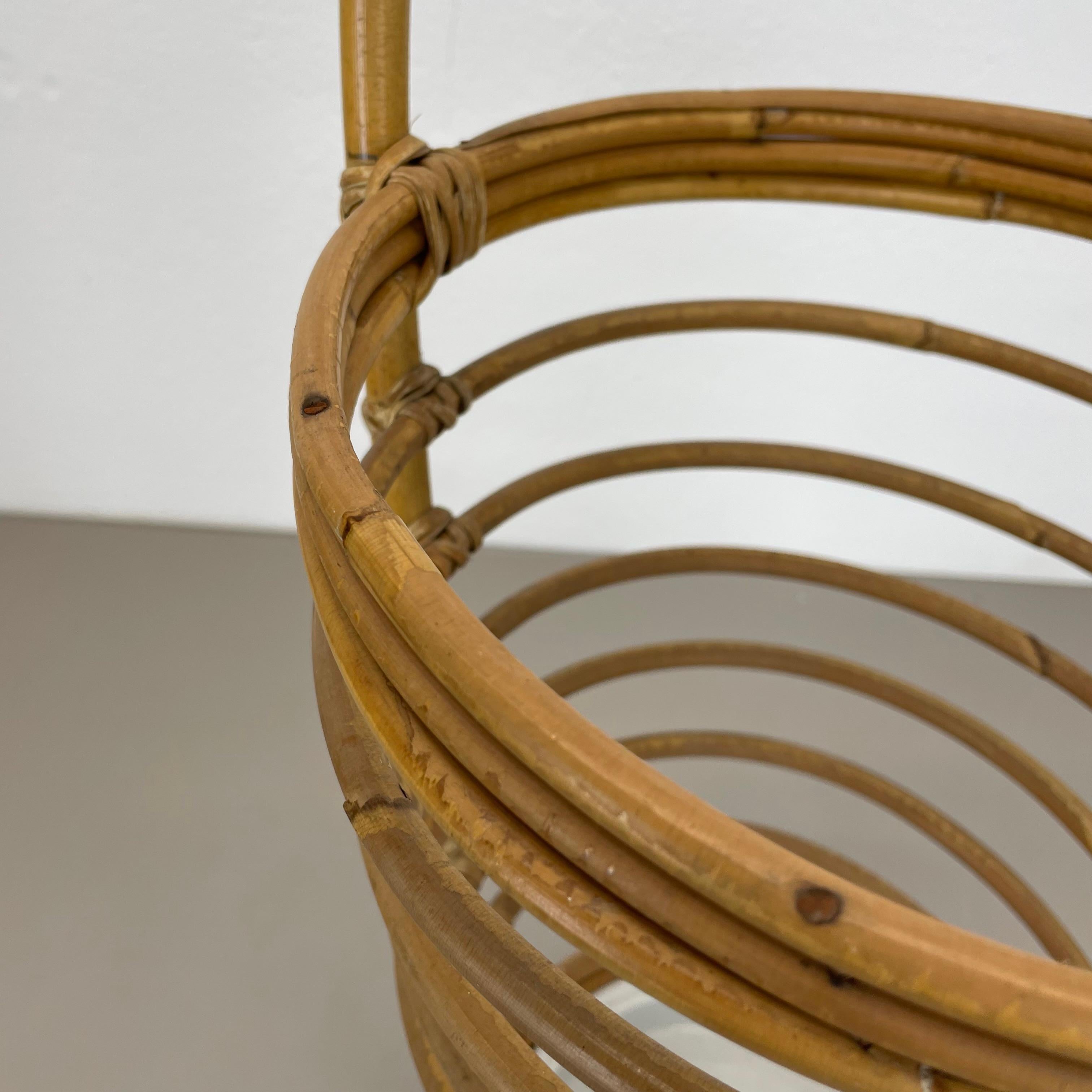 Portaombrelli in rattan Bauhaus, Francia, anni '70, grande 60 cm, con occhiello in vendita 3