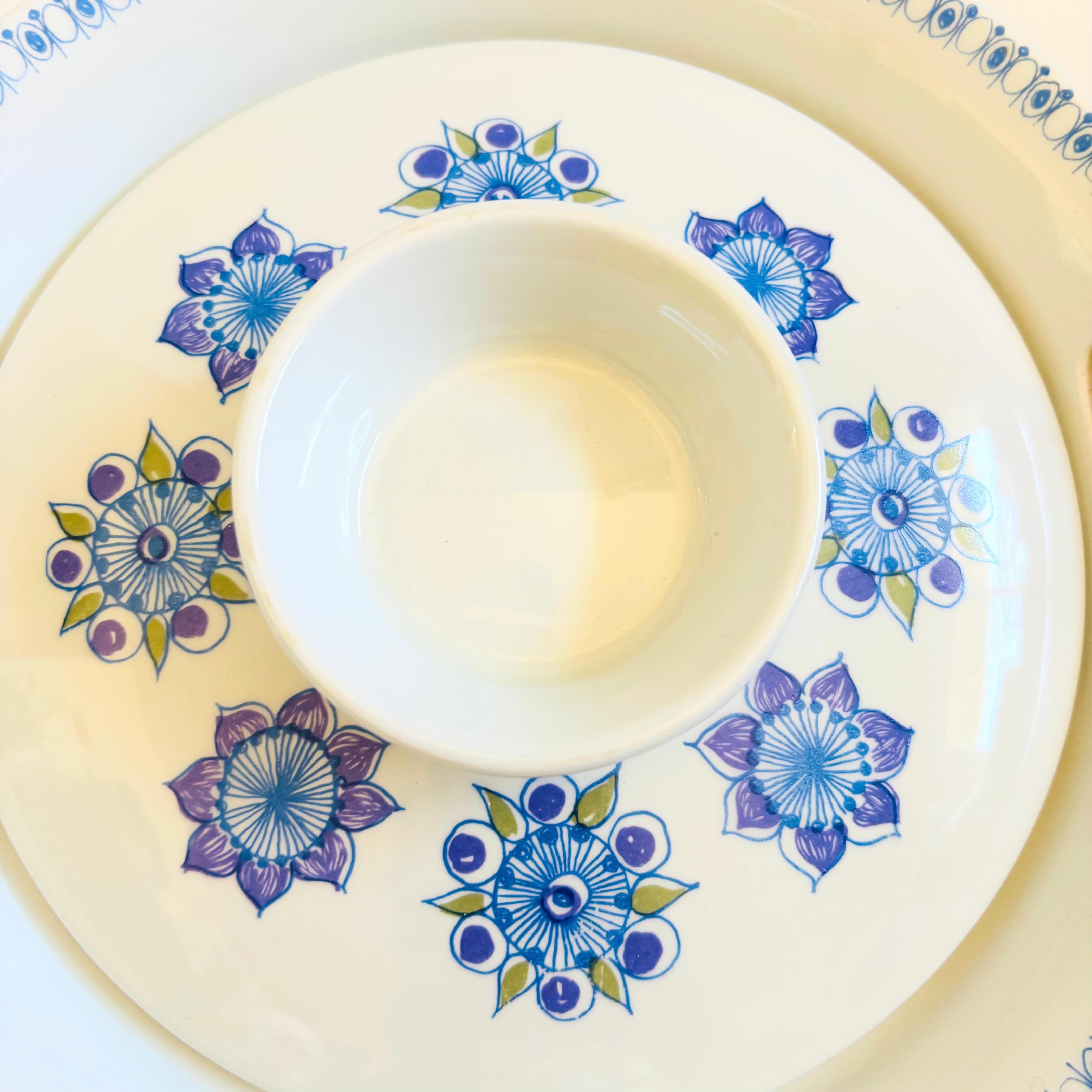 Large Lotte by Figgjo Norway Lidded Serving Bowl In Good Condition For Sale In Fairfield, CA
