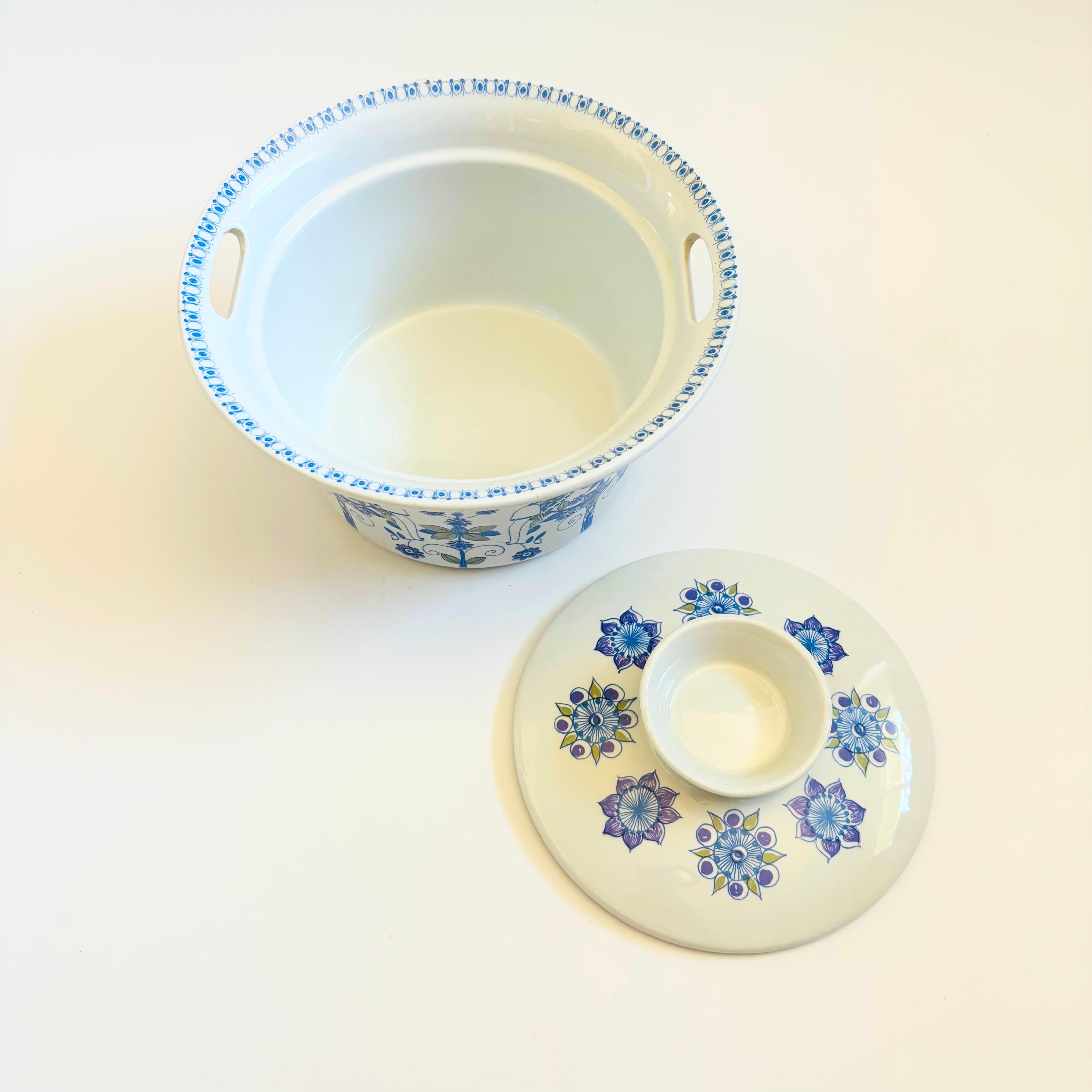 Ceramic Large Lotte by Figgjo Norway Lidded Serving Bowl For Sale