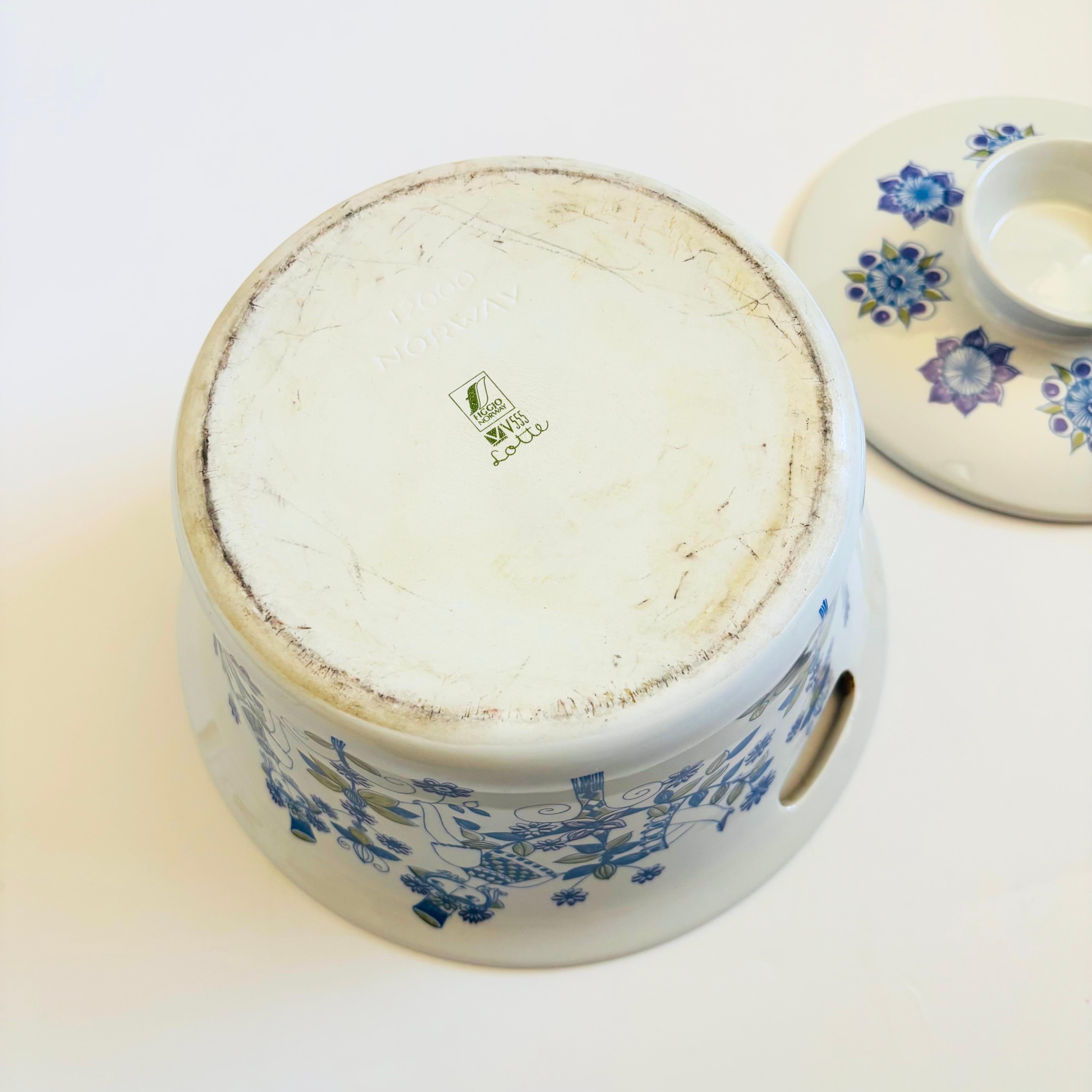 Large Lotte by Figgjo Norway Lidded Serving Bowl For Sale 1
