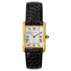 Grande montre classique à quartz Louis Cartier Tank en or jaune 18 carats et bracelet brun