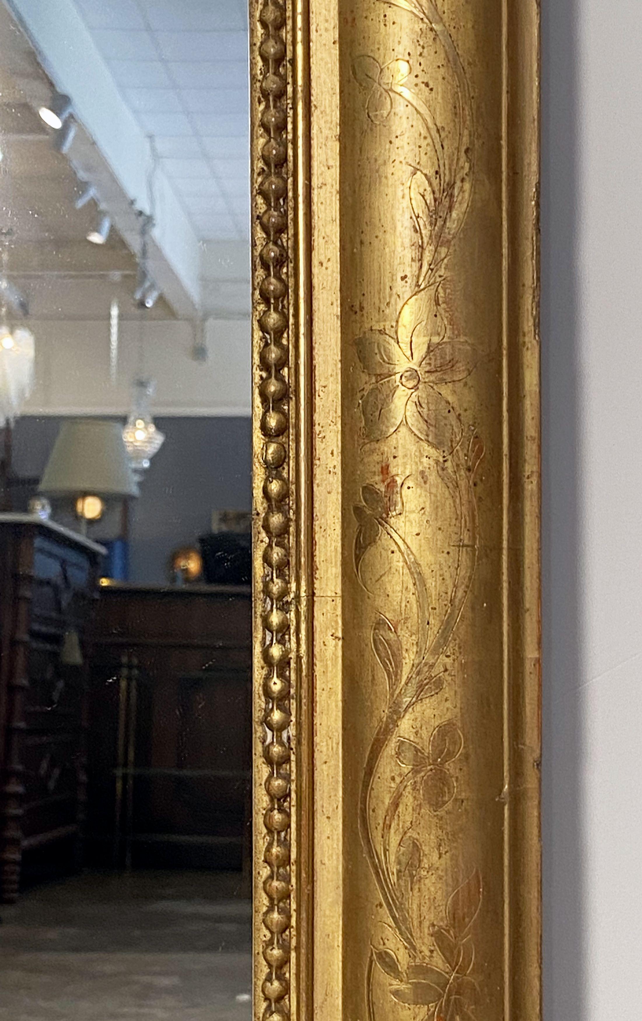 Large Louis Philippe Arch Top Gilt Mirror from France (H 38 1/2 x W 25 1/8) For Sale 3