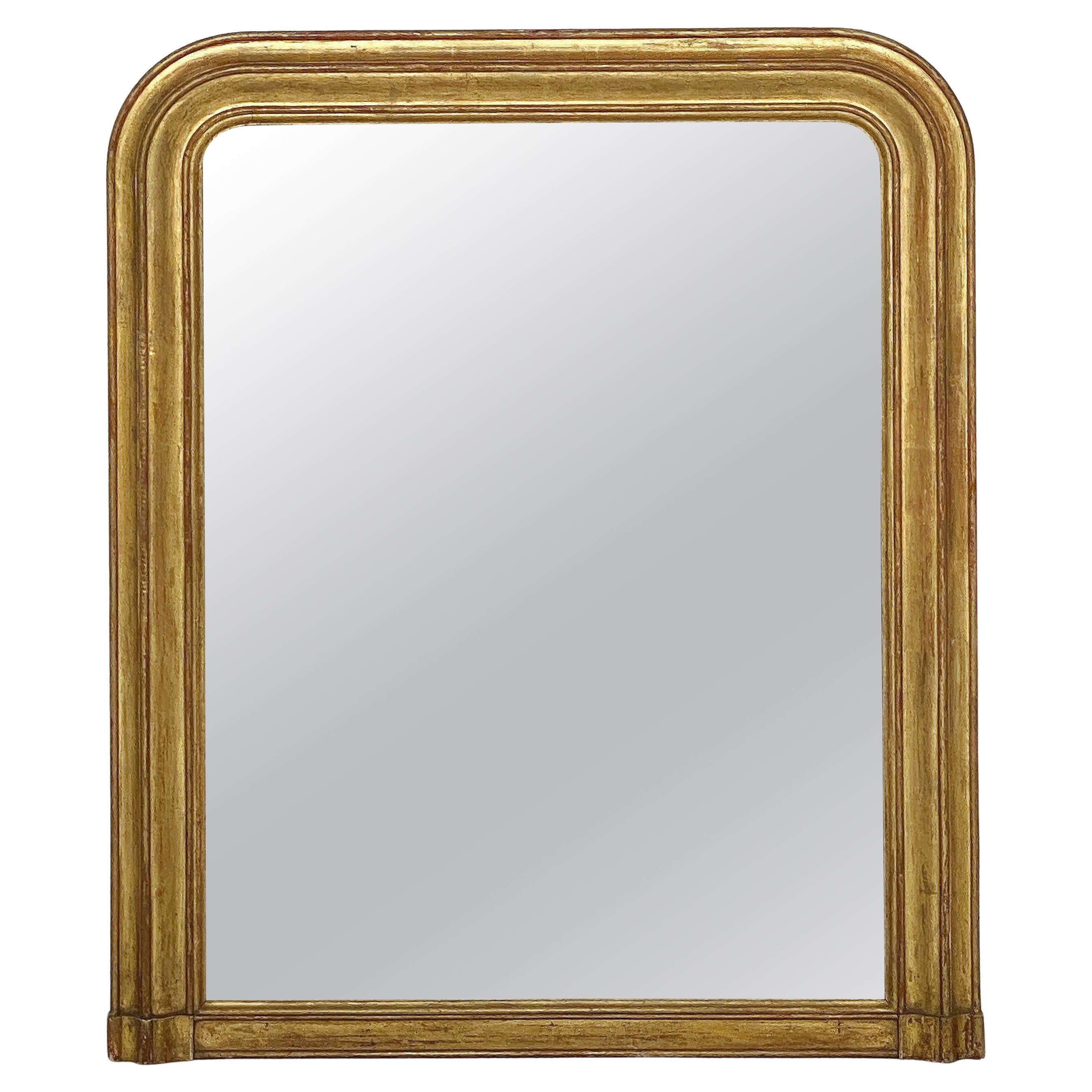 Grande specchio dorato Louis Philippe dalla Francia (H. 47 1/4 x L. 39) in vendita