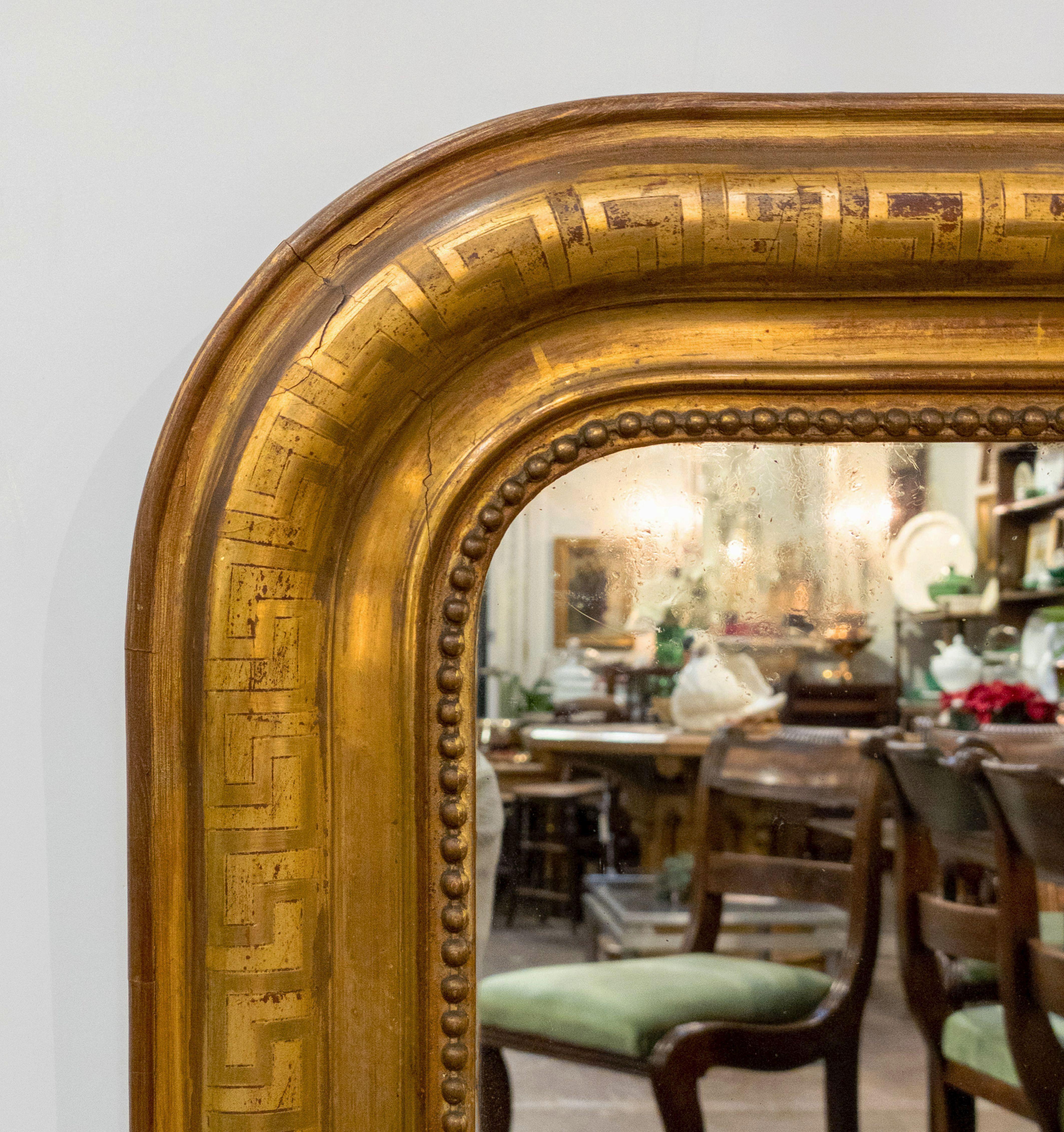 Large Louis Philippe Arch Top Gilt Mirror (H 42 1/2 x W 30 1/2) In Good Condition In Austin, TX