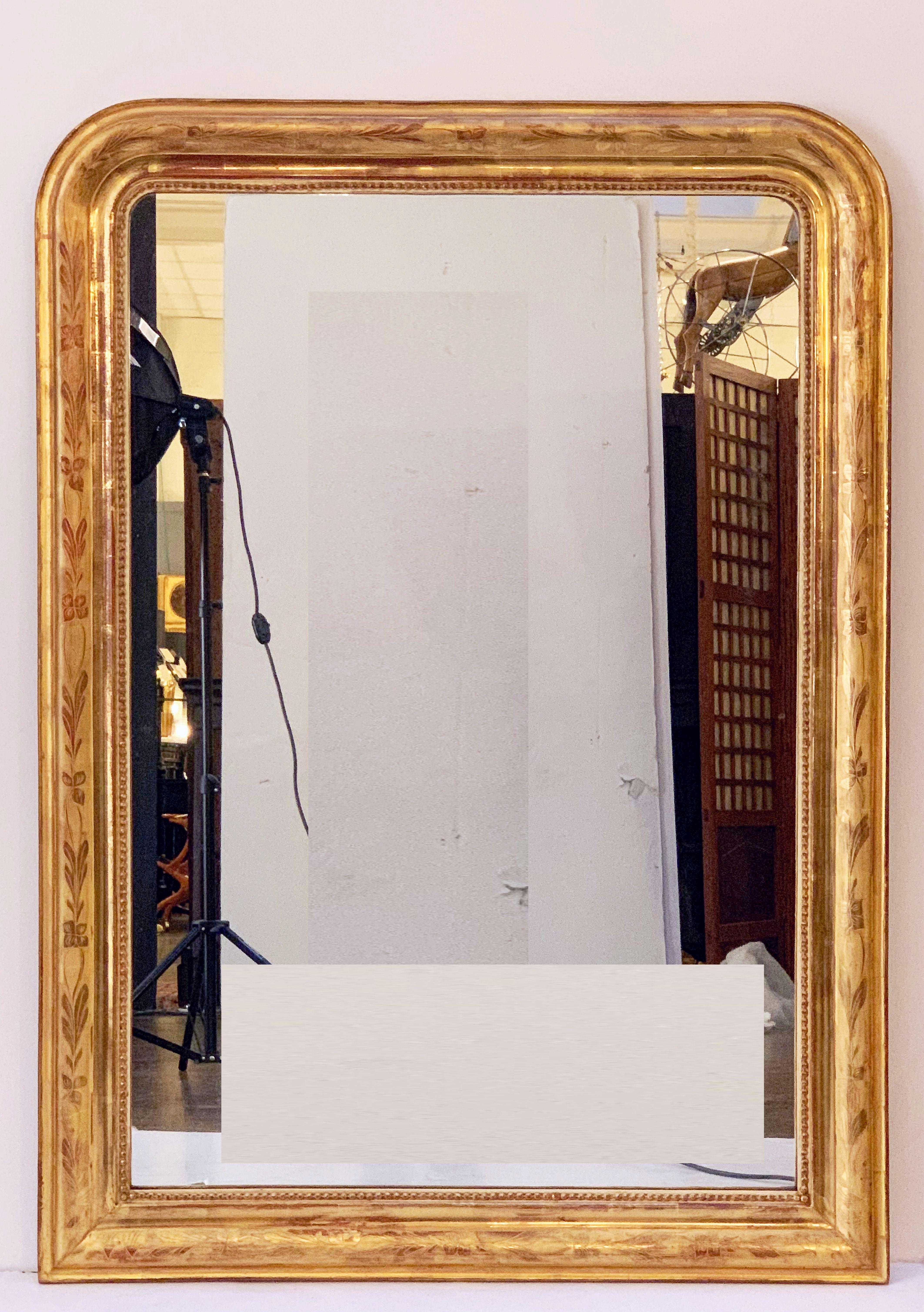 Large Louis Philippe Arch Top Gilt Mirror (H 55 1/4 x W 40) 7