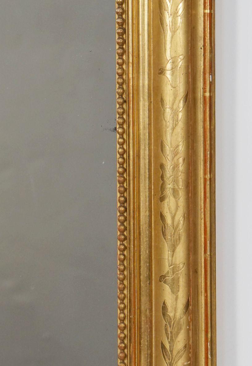 Verre Grand miroir habillé ou console doré Louis Philippe (H 68 x L 32 1/4) en vente