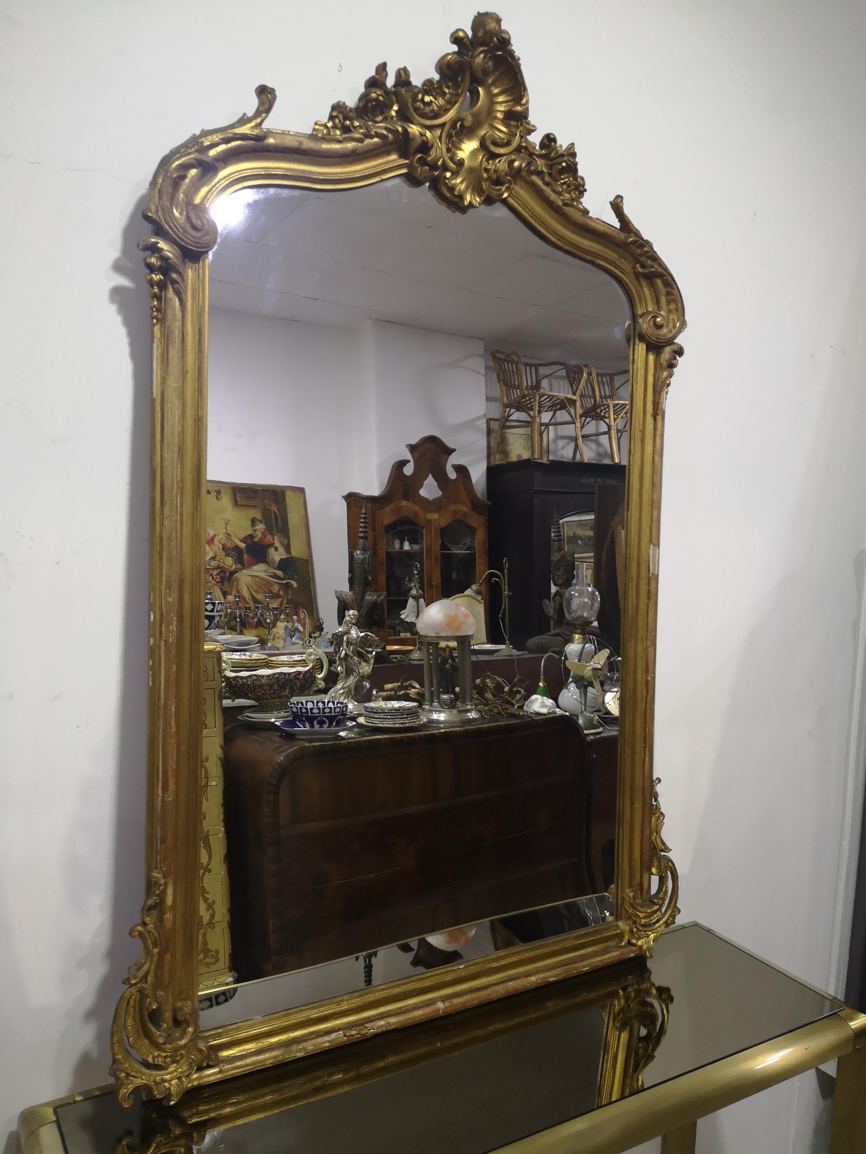 Large Louis Philippe mirror from the late 19th century
In good condition compatible with the wear of time

The mirror measures:
Height 144 cm
Width 95 cm

Measurements of the mirror only:
Height 115 cm
Width 73 cm

Available for any clarification or