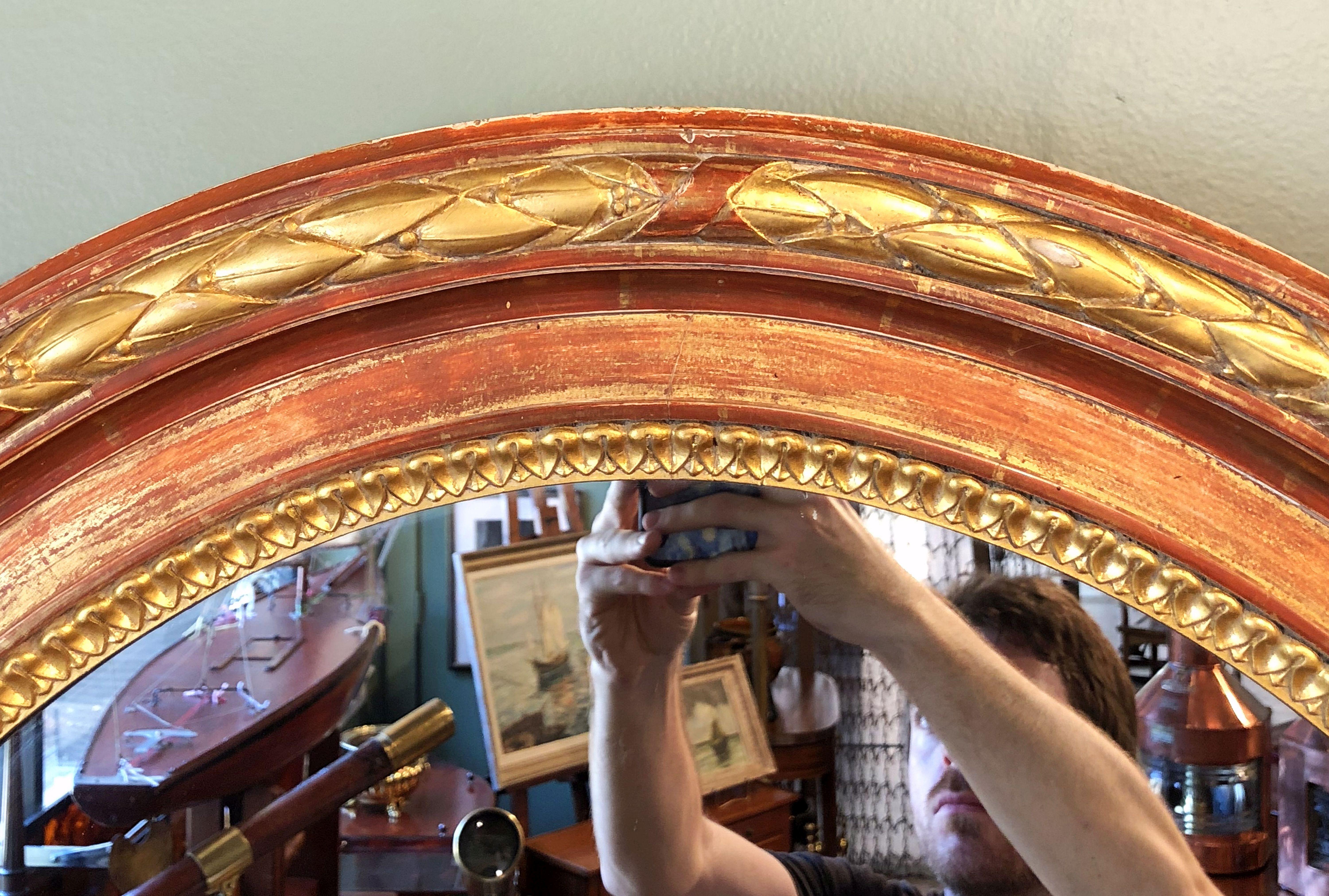 Large Louis Philippe Oval Framed Gilt Mirror (H 45 3/4 x W 36 3/4) In Excellent Condition In Austin, TX