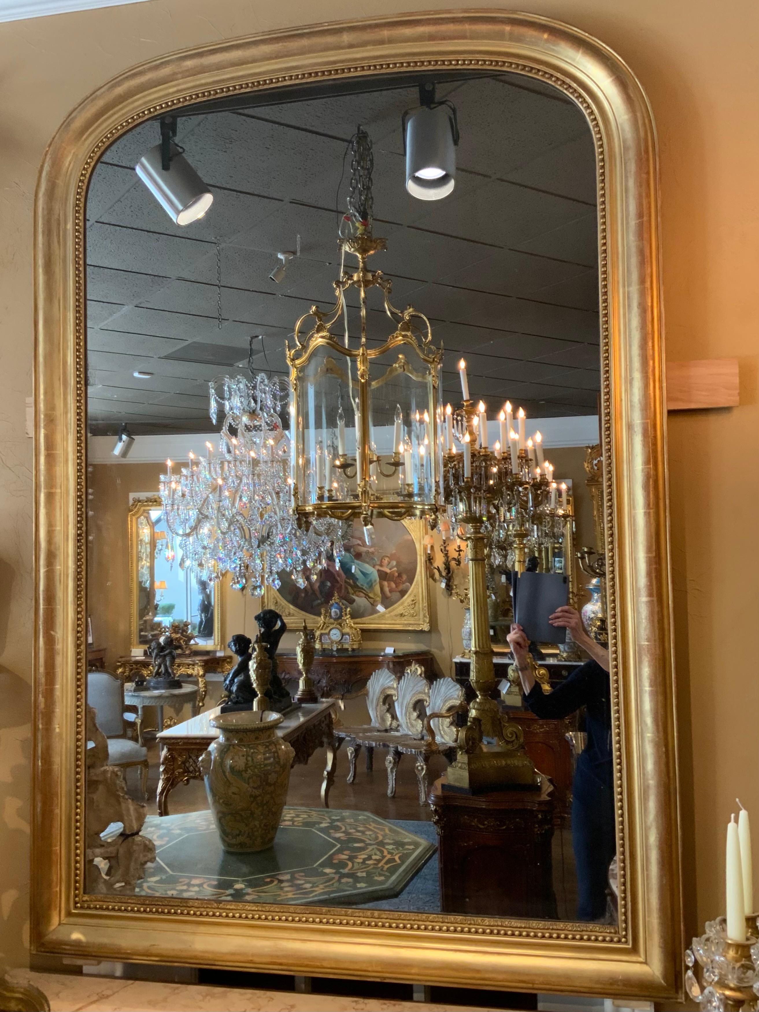 Gran espejo de madera dorada de época Louis Philippe Espejo en venta