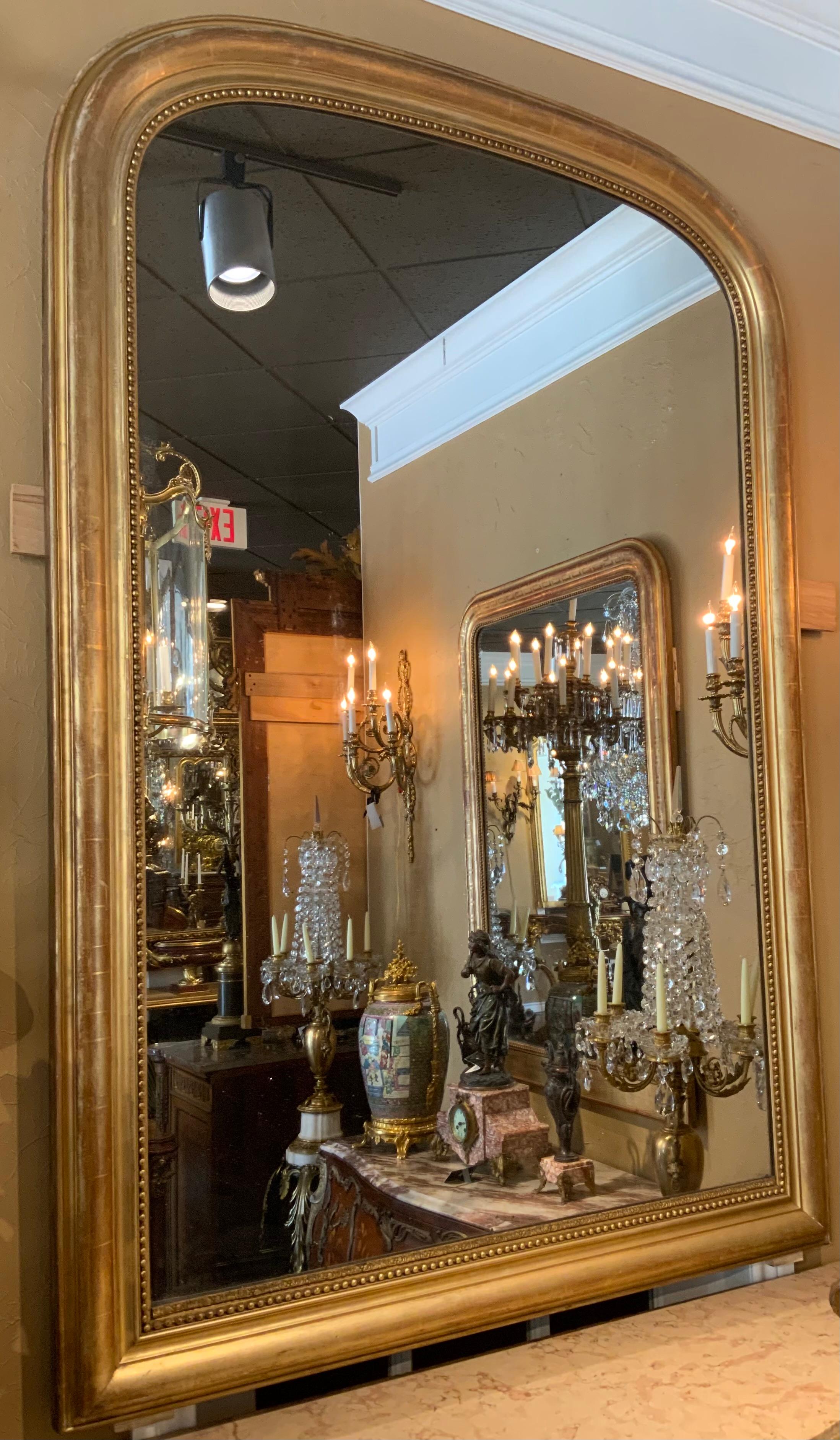 Gran espejo de madera dorada de época Louis Philippe en venta 1
