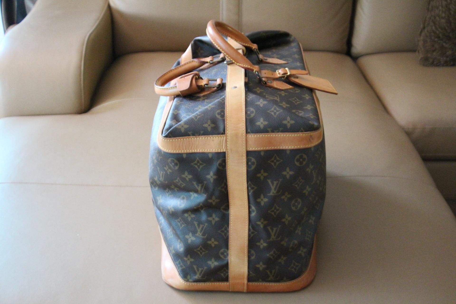 Large Louis Vuitton Bag 45, Large Louis Vuitton Duffle Bag, Louis Vuitton Bag In Good Condition For Sale In Saint-ouen, FR