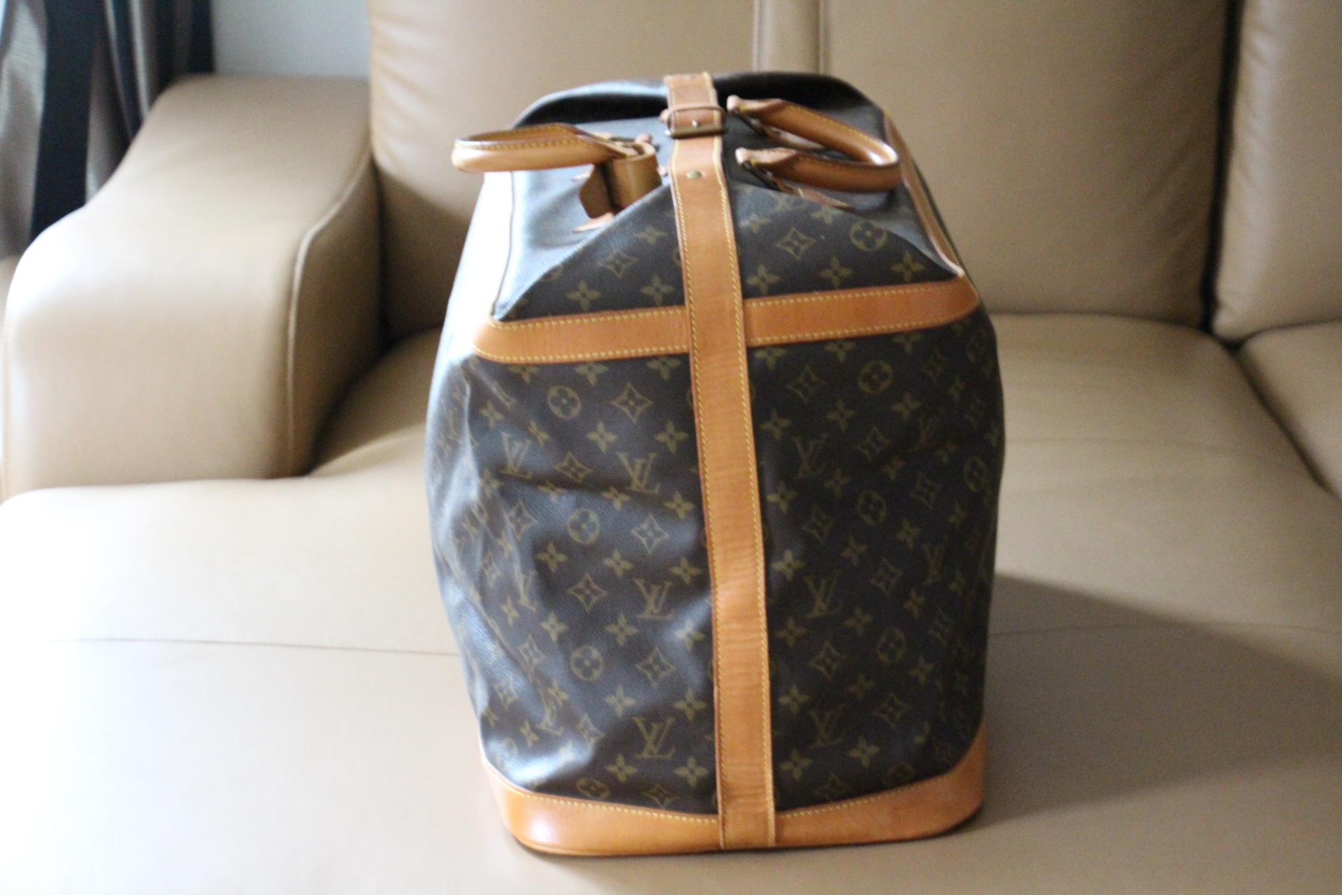 Women's or Men's Large Louis Vuitton Bag 50, Large Louis Vuitton Duffle Bag, Louis Vuitton Travel For Sale