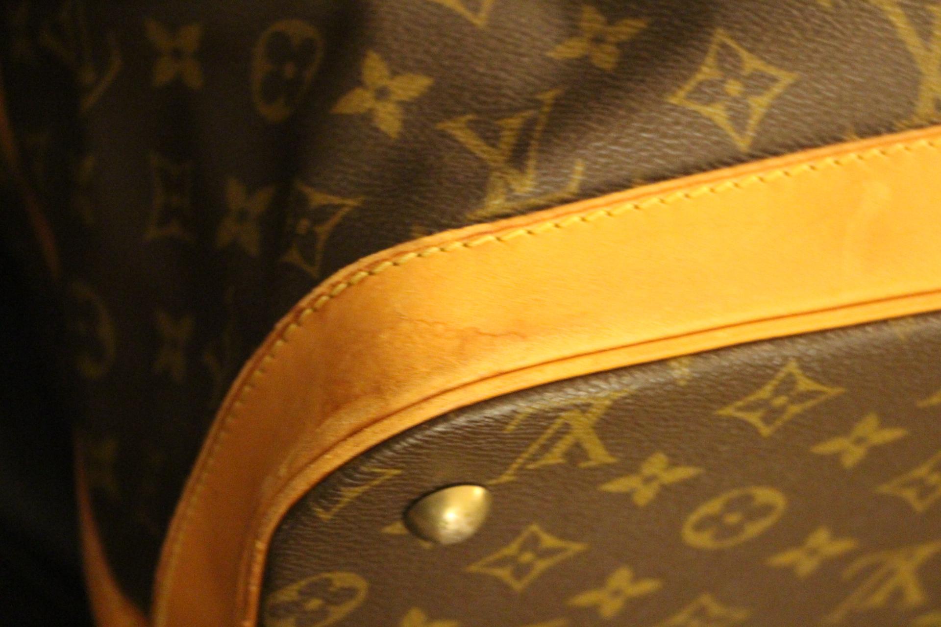 Large Louis Vuitton Bag 50, Large Louis Vuitton Duffle Bag, Louis Vuitton Travel 4