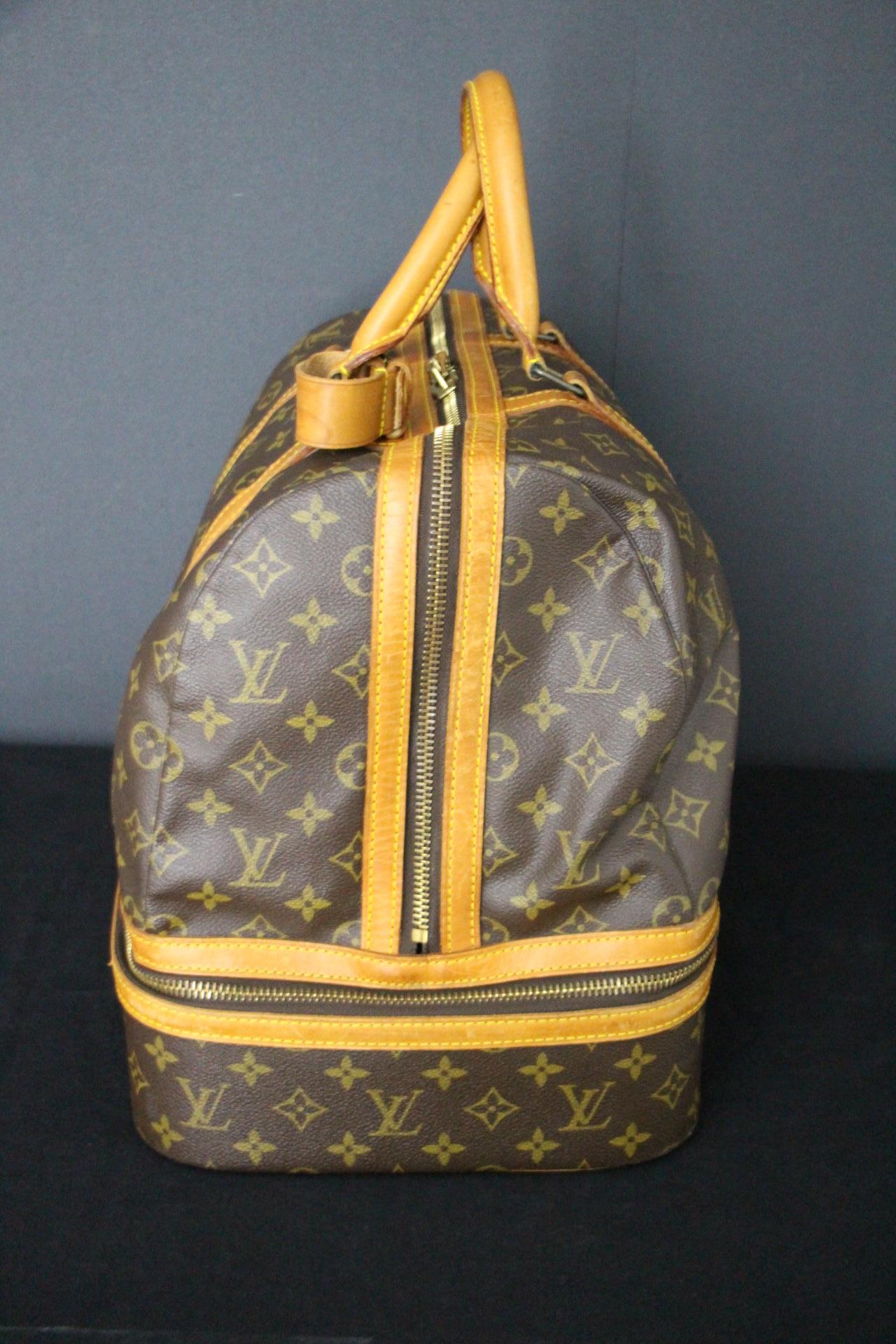 Women's or Men's Large Louis Vuitton Bag, Large Louis Vuitton Duffle Bag, Vuitton Boston Bag